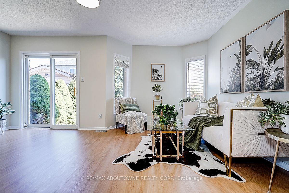 5575 Margarita Crescent, Mississauga ‣ W12522044 5575 Margarita Crescent, Mississauga ‣ W12522044