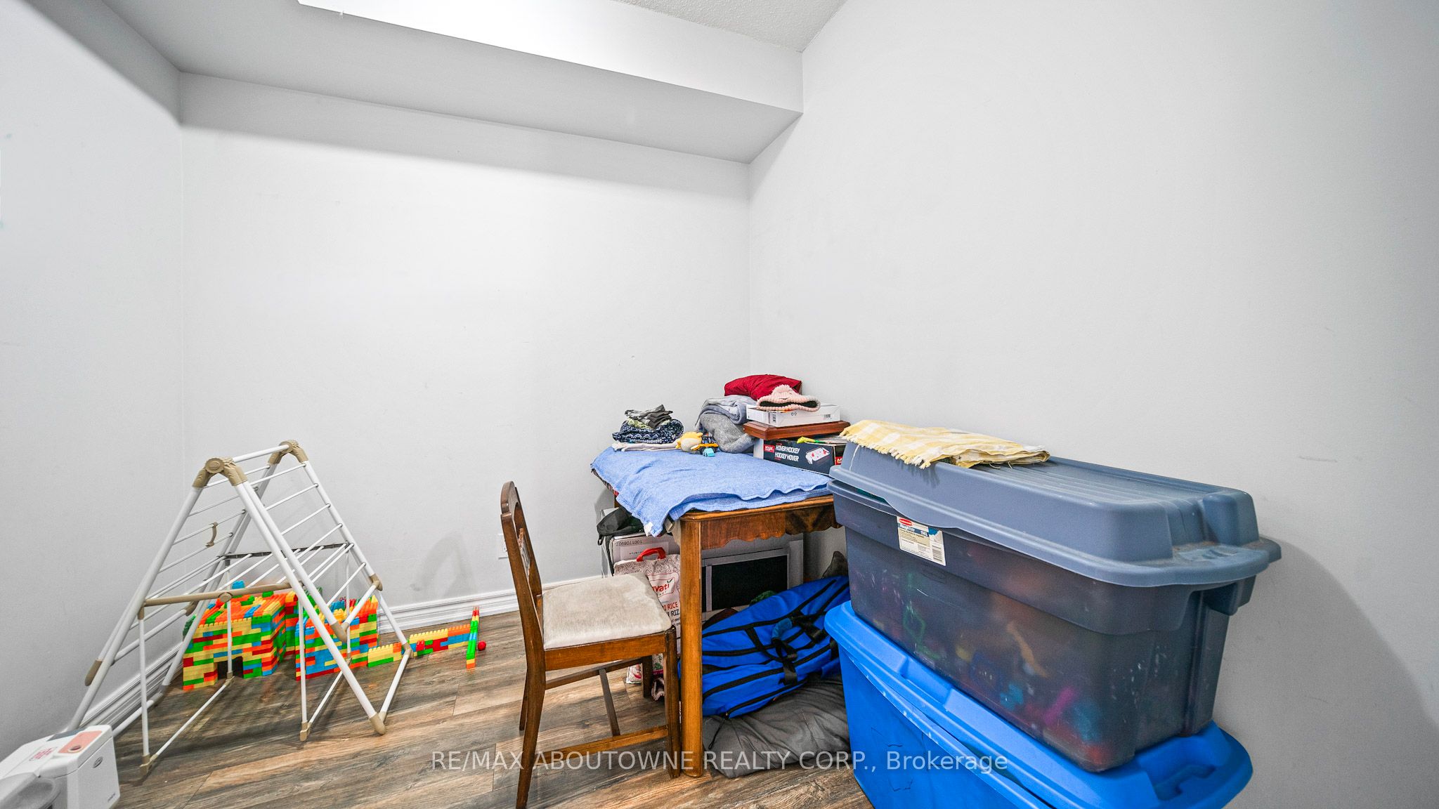 09 – 388 Prince of Wales Drive, Mississauga ‣ W12522336 09 – 388 Prince of Wales Drive, Mississauga ‣ W12522336