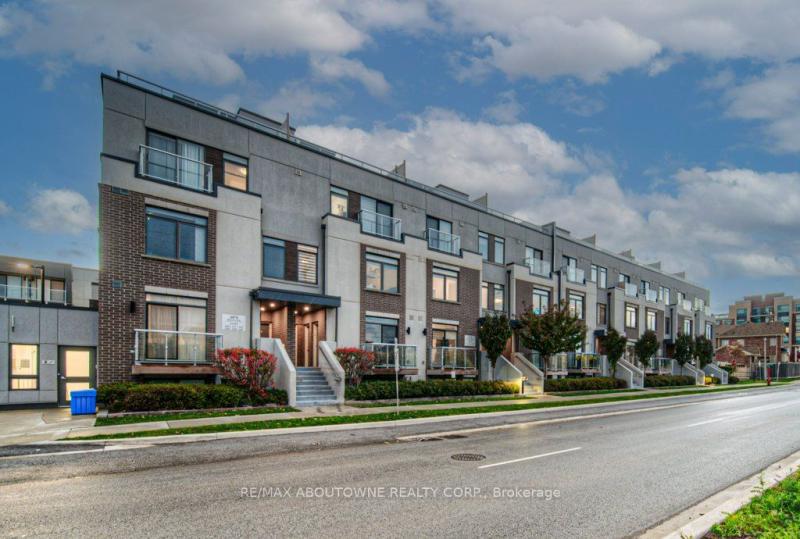 21 – 3078 Sixth Line, Oakville