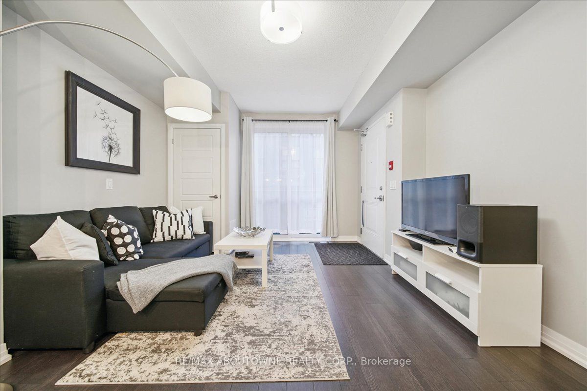 107 – 1202 Main Street, Milton ‣ W12523738 107 – 1202 Main Street, Milton ‣ W12523738