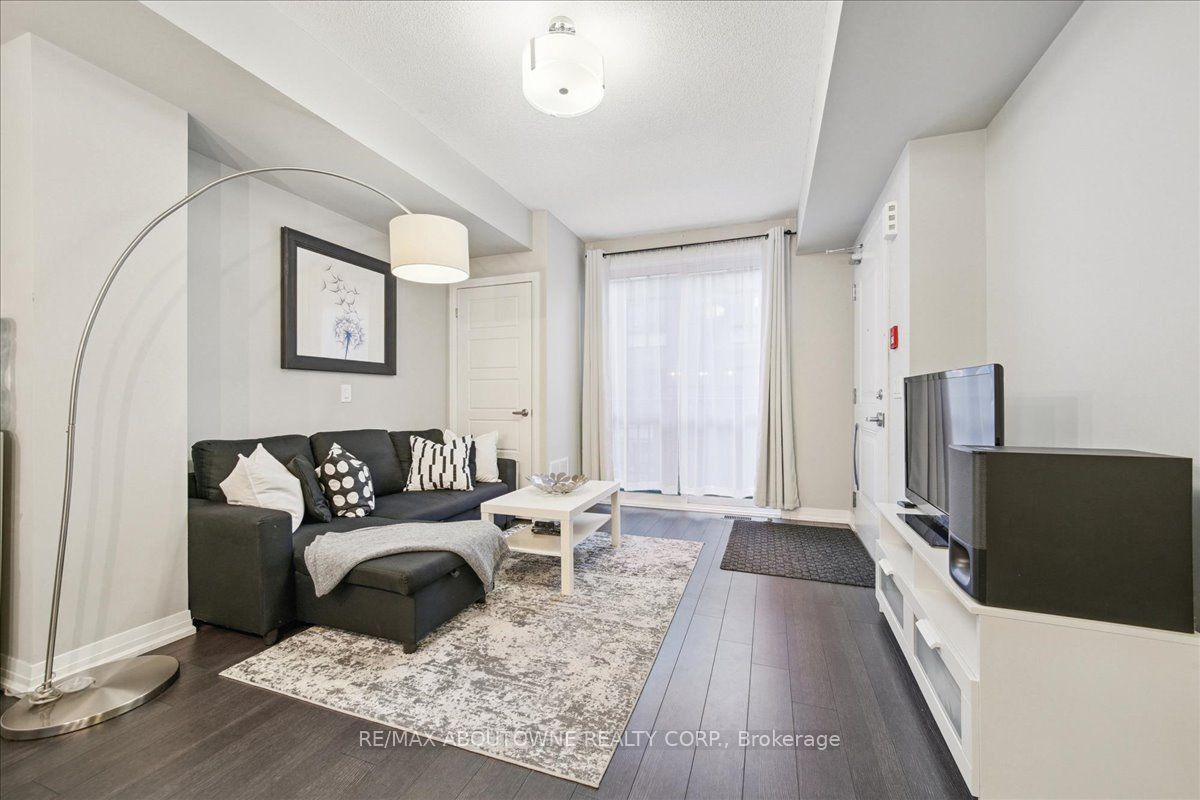 107 – 1202 Main Street, Milton ‣ W12523738 107 – 1202 Main Street, Milton ‣ W12523738