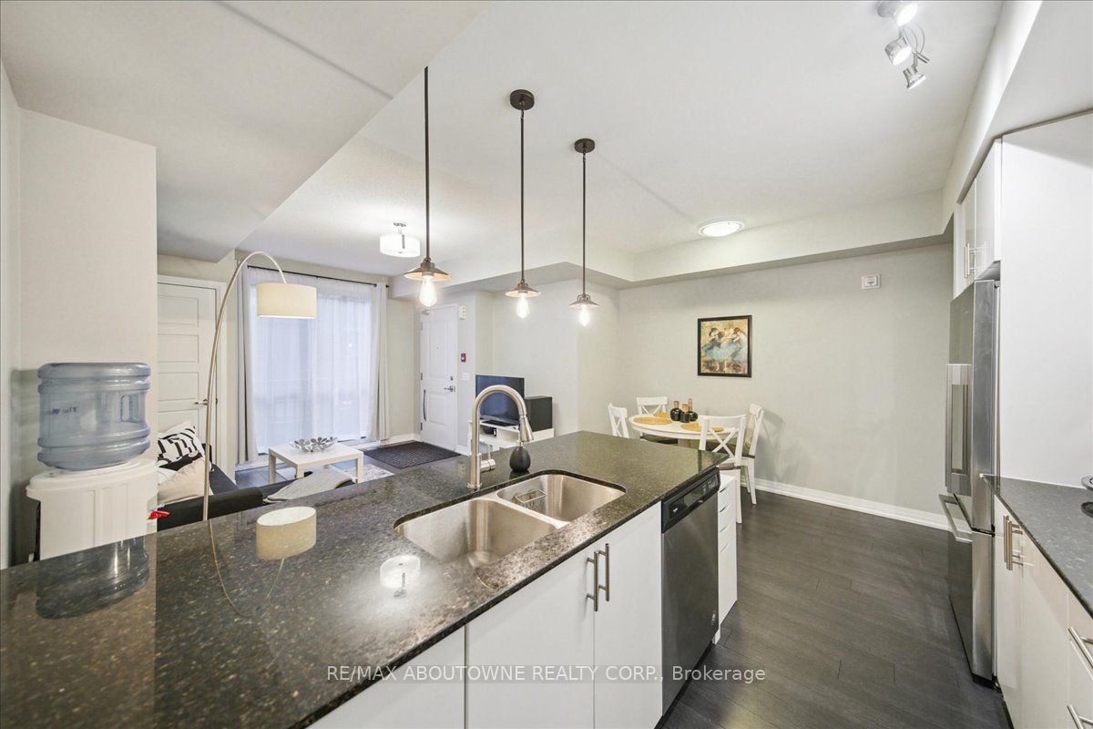 107 – 1202 Main Street, Milton ‣ W12523738 107 – 1202 Main Street, Milton ‣ W12523738