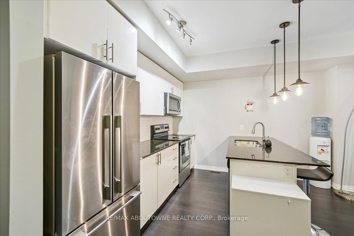 107 – 1202 Main Street, Milton ‣ W12523738 107 – 1202 Main Street, Milton ‣ W12523738