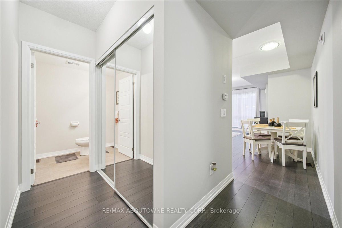 107 – 1202 Main Street, Milton ‣ W12523738 107 – 1202 Main Street, Milton ‣ W12523738