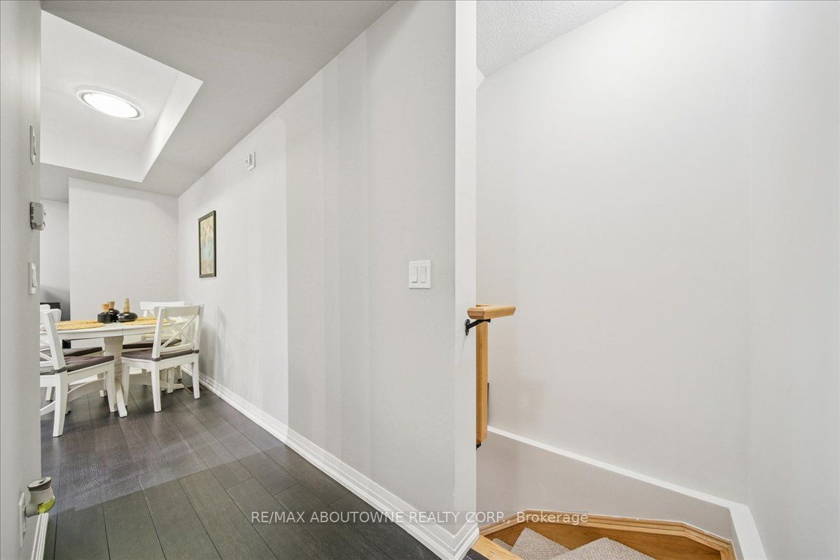 107 – 1202 Main Street, Milton ‣ W12523738 107 – 1202 Main Street, Milton ‣ W12523738