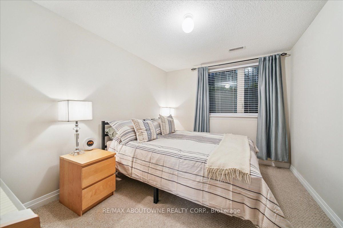 107 – 1202 Main Street, Milton ‣ W12523738 107 – 1202 Main Street, Milton ‣ W12523738