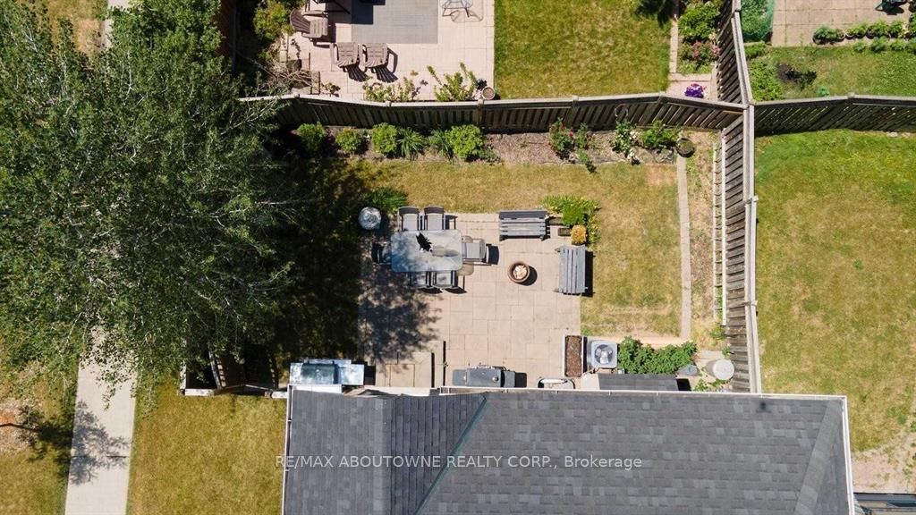 3875 Thomas Street, Mississauga ‣ W12528908 3875 Thomas Street, Mississauga ‣ W12528908