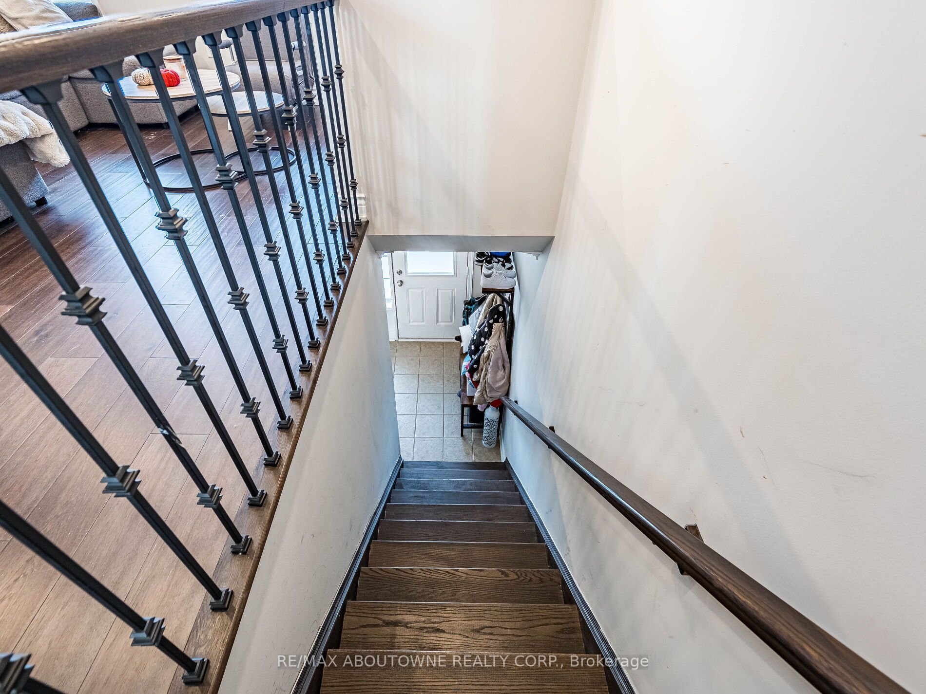 6020 Derry Road, Milton ‣ W12546924 6020 Derry Road, Milton ‣ W12546924