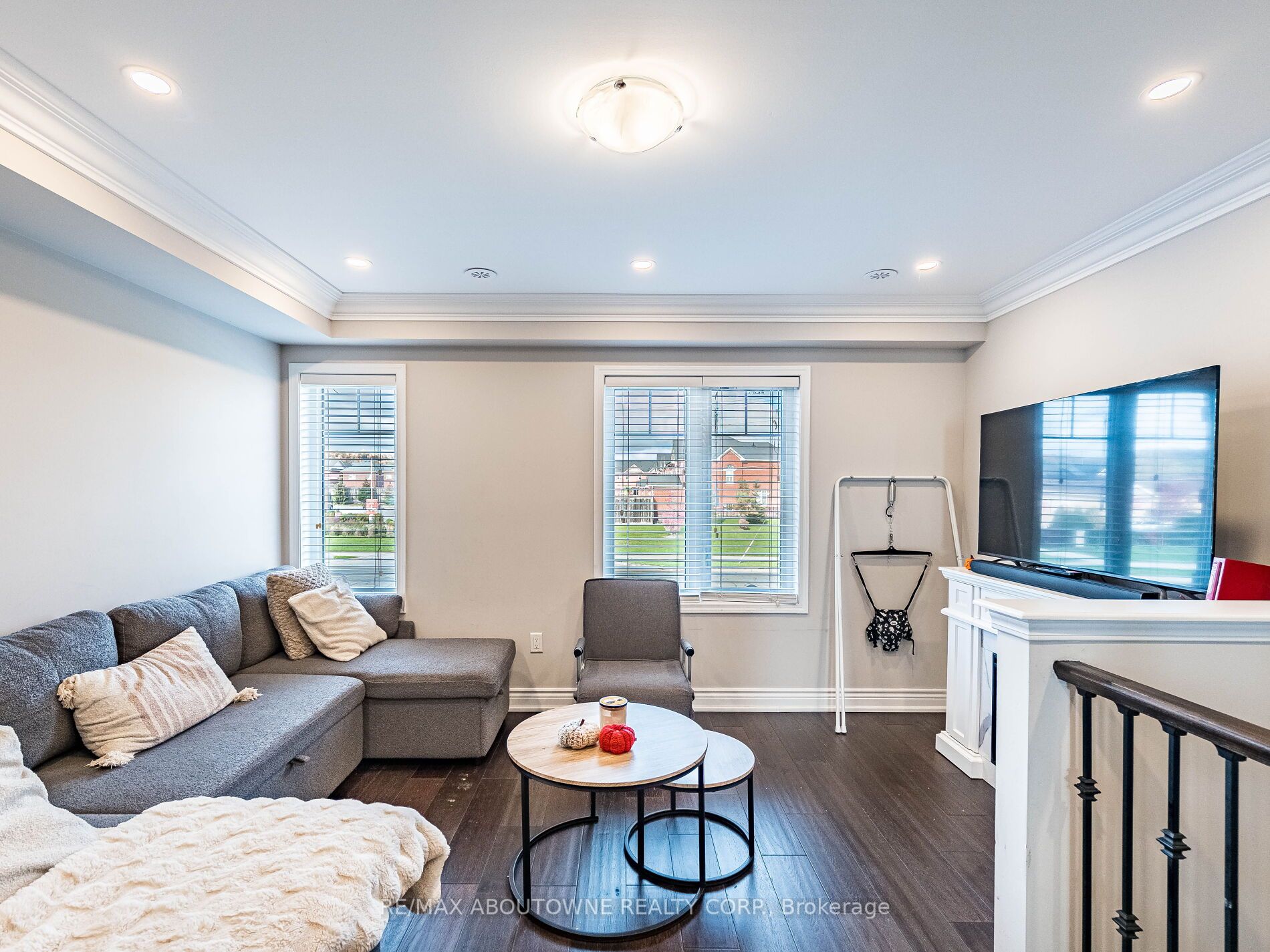 6020 Derry Road, Milton ‣ W12546924 6020 Derry Road, Milton ‣ W12546924