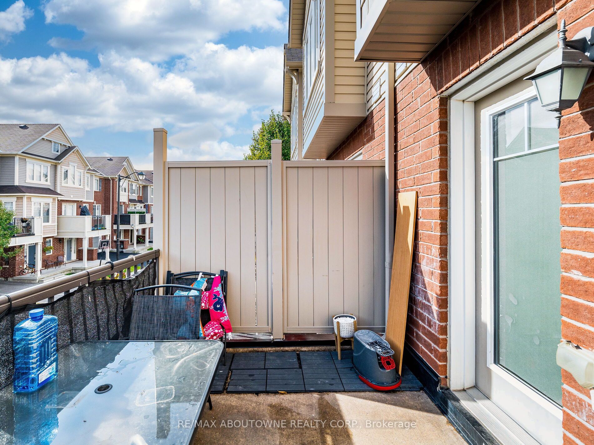 6020 Derry Road, Milton ‣ W12546924 6020 Derry Road, Milton ‣ W12546924