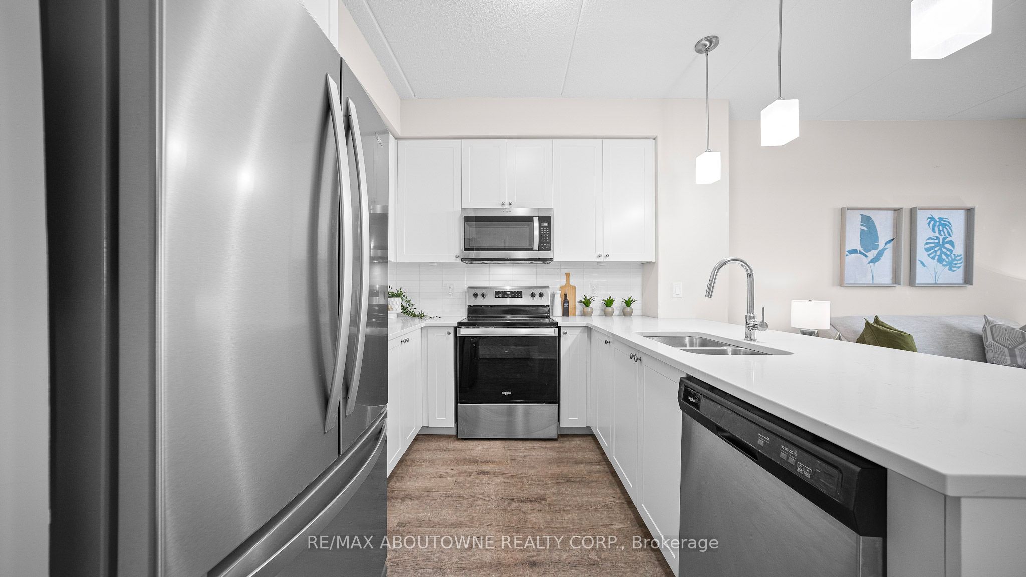 4 – 610 Farmstead Drive, Milton ‣ W12558360 4 – 610 Farmstead Drive, Milton ‣ W12558360