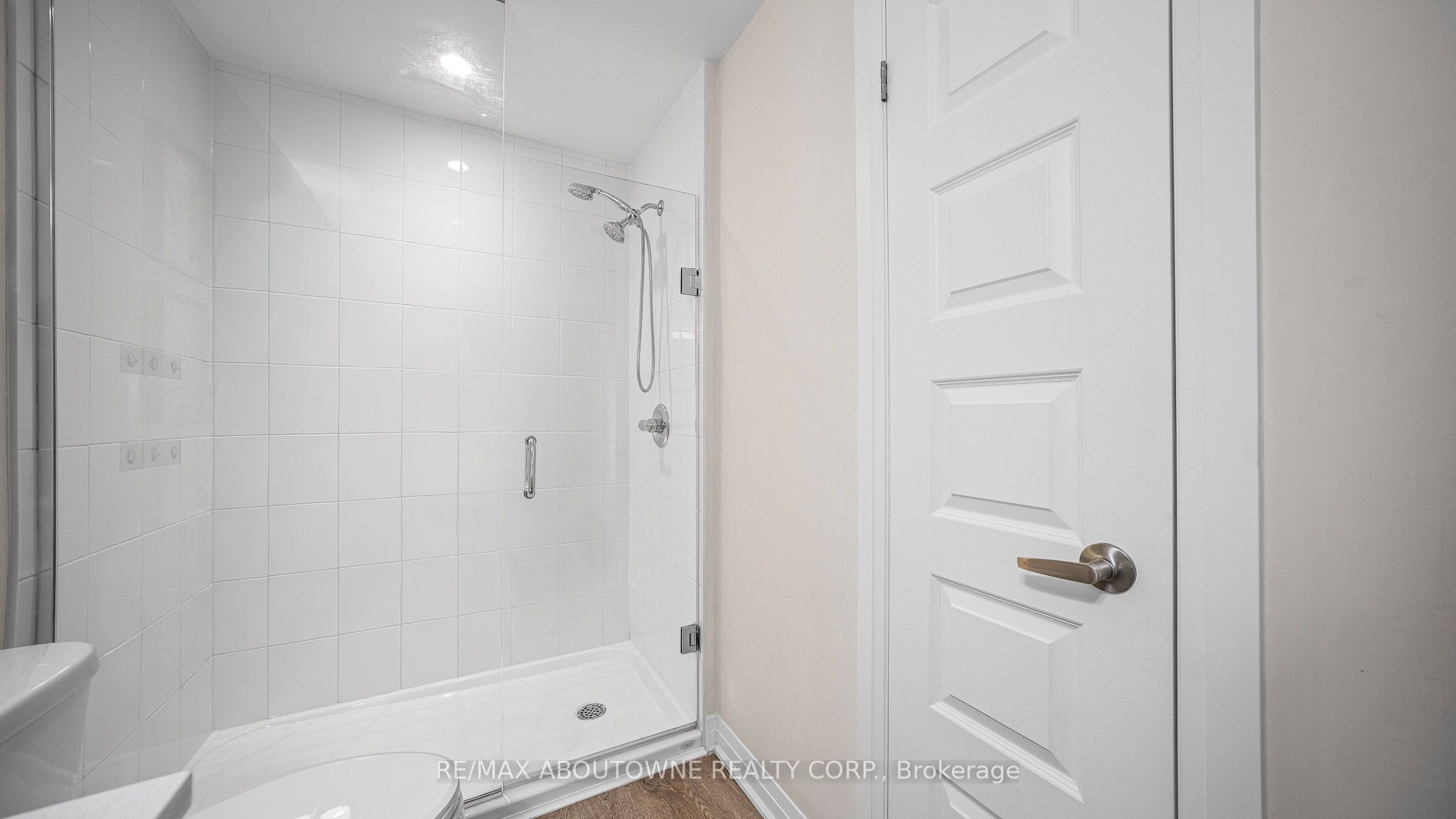 4 – 610 Farmstead Drive, Milton ‣ W12558360 4 – 610 Farmstead Drive, Milton ‣ W12558360