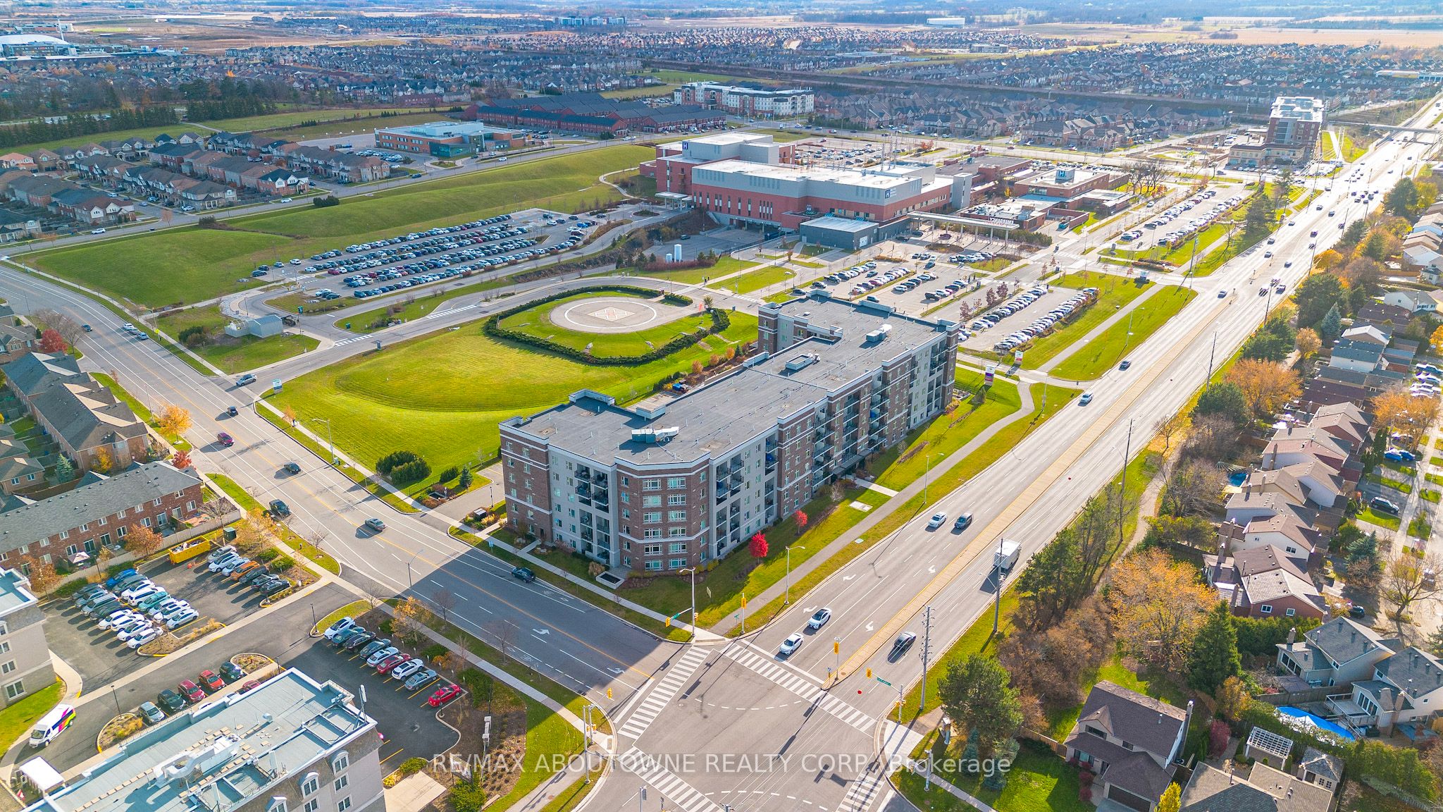 4 – 610 Farmstead Drive, Milton ‣ W12558360 4 – 610 Farmstead Drive, Milton ‣ W12558360