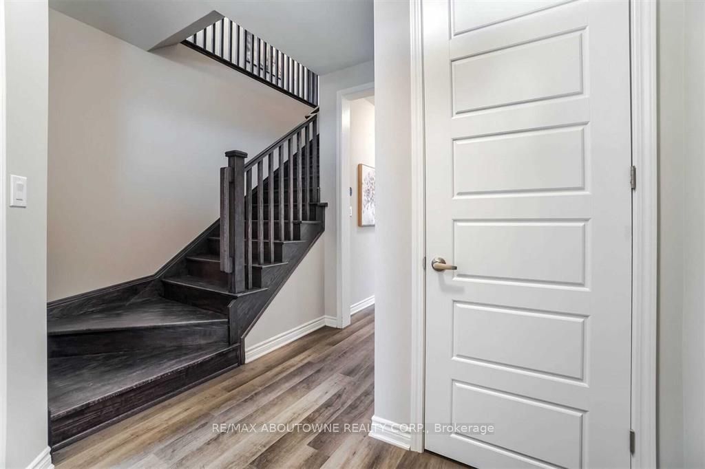 1914 Thames Circle, Milton ‣ W12560104 1914 Thames Circle, Milton ‣ W12560104