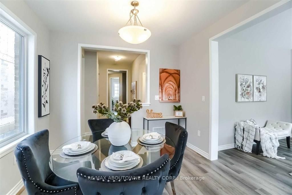 1914 Thames Circle, Milton ‣ W12560104 1914 Thames Circle, Milton ‣ W12560104