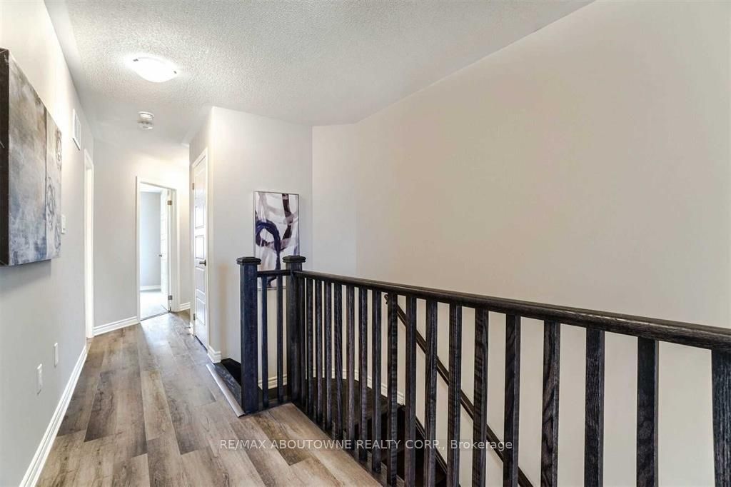 1914 Thames Circle, Milton ‣ W12560104 1914 Thames Circle, Milton ‣ W12560104