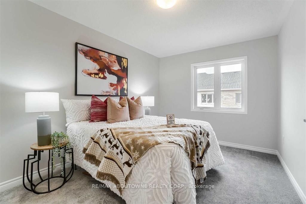 1914 Thames Circle, Milton ‣ W12560104 1914 Thames Circle, Milton ‣ W12560104