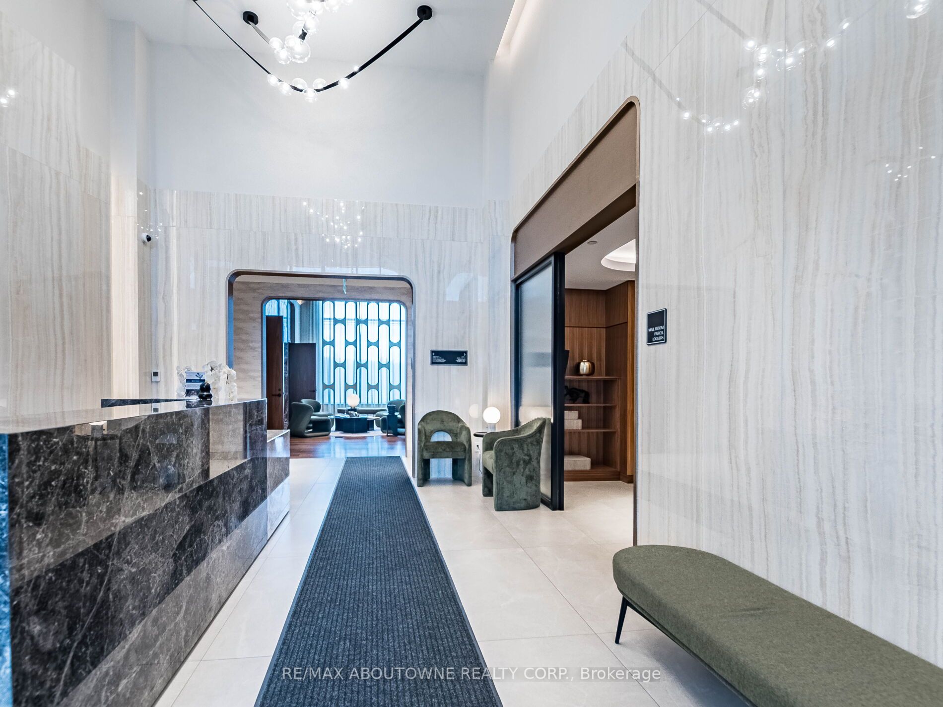 20 – 3240 William Colston Avenue, Oakville ‣ W12572916 20 – 3240 William Colston Avenue, Oakville ‣ W12572916