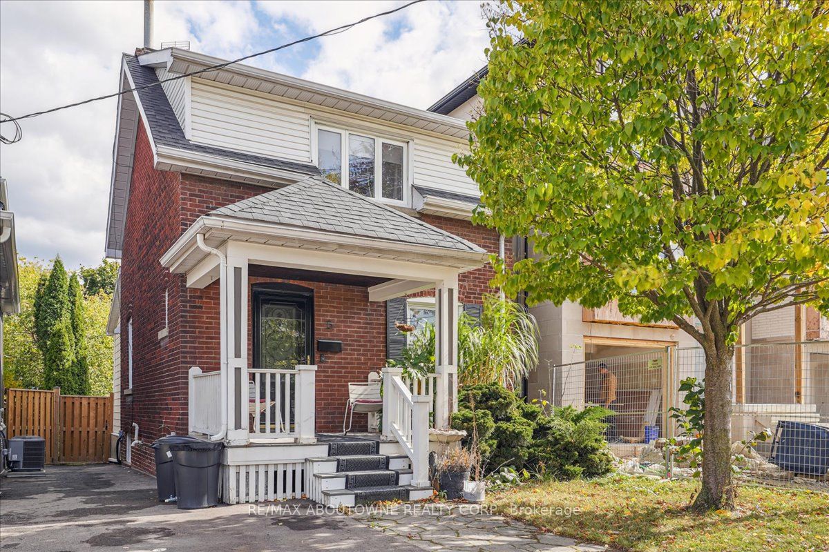 5 Milton Street, Toronto W06