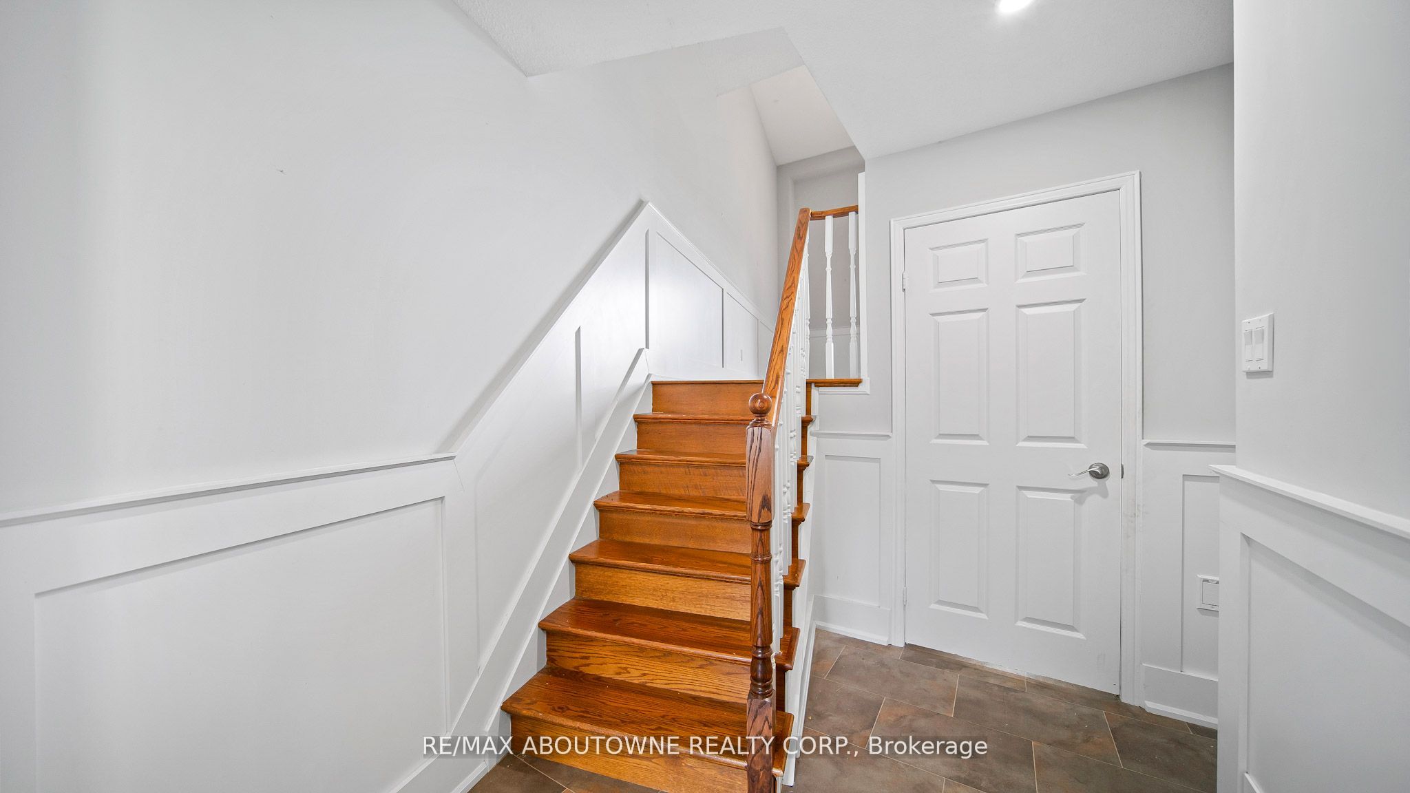 1228 Cornerbrook Place, Mississauga ‣ W12585700 1228 Cornerbrook Place, Mississauga ‣ W12585700