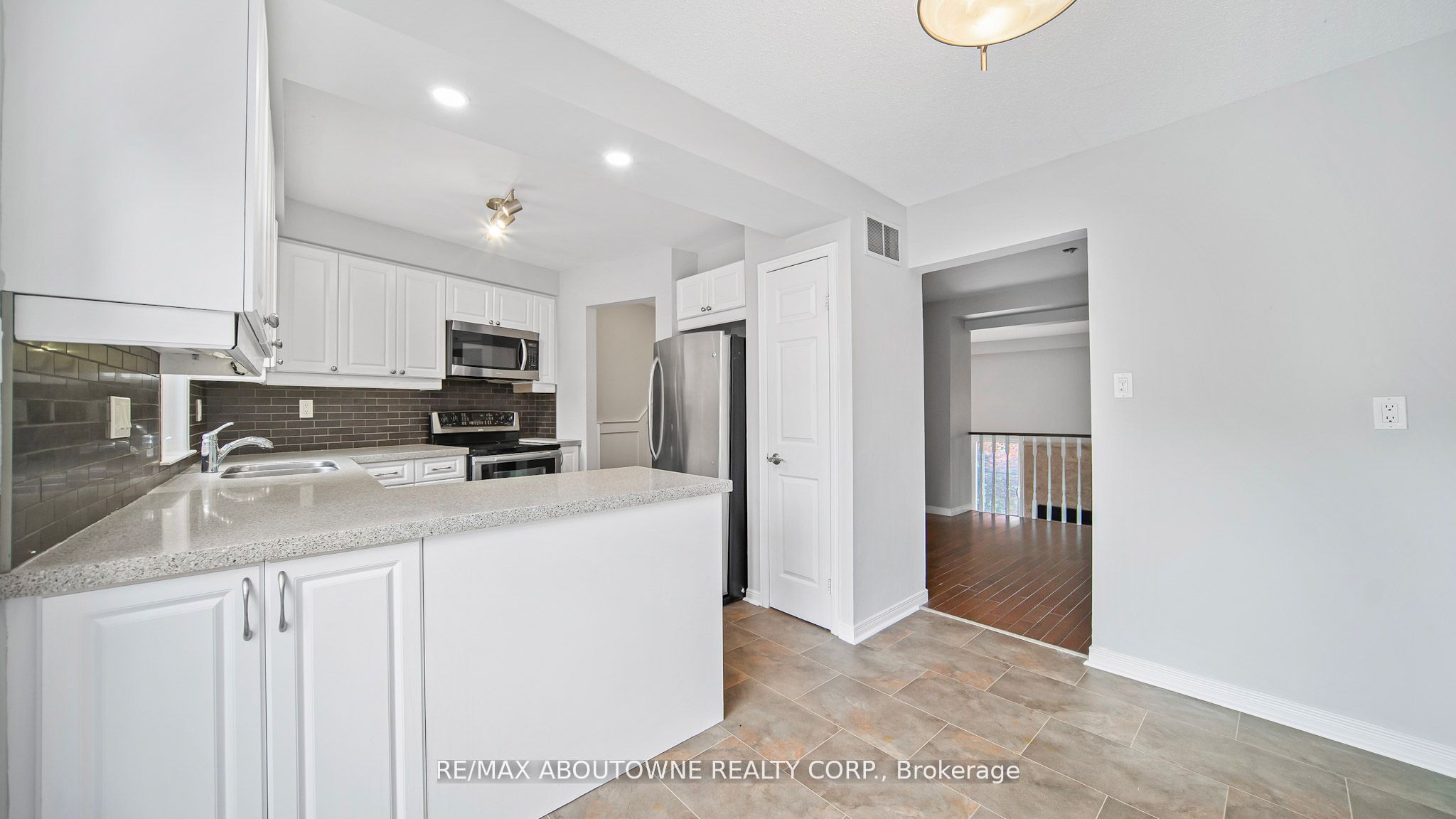 1228 Cornerbrook Place, Mississauga ‣ W12585700 1228 Cornerbrook Place, Mississauga ‣ W12585700