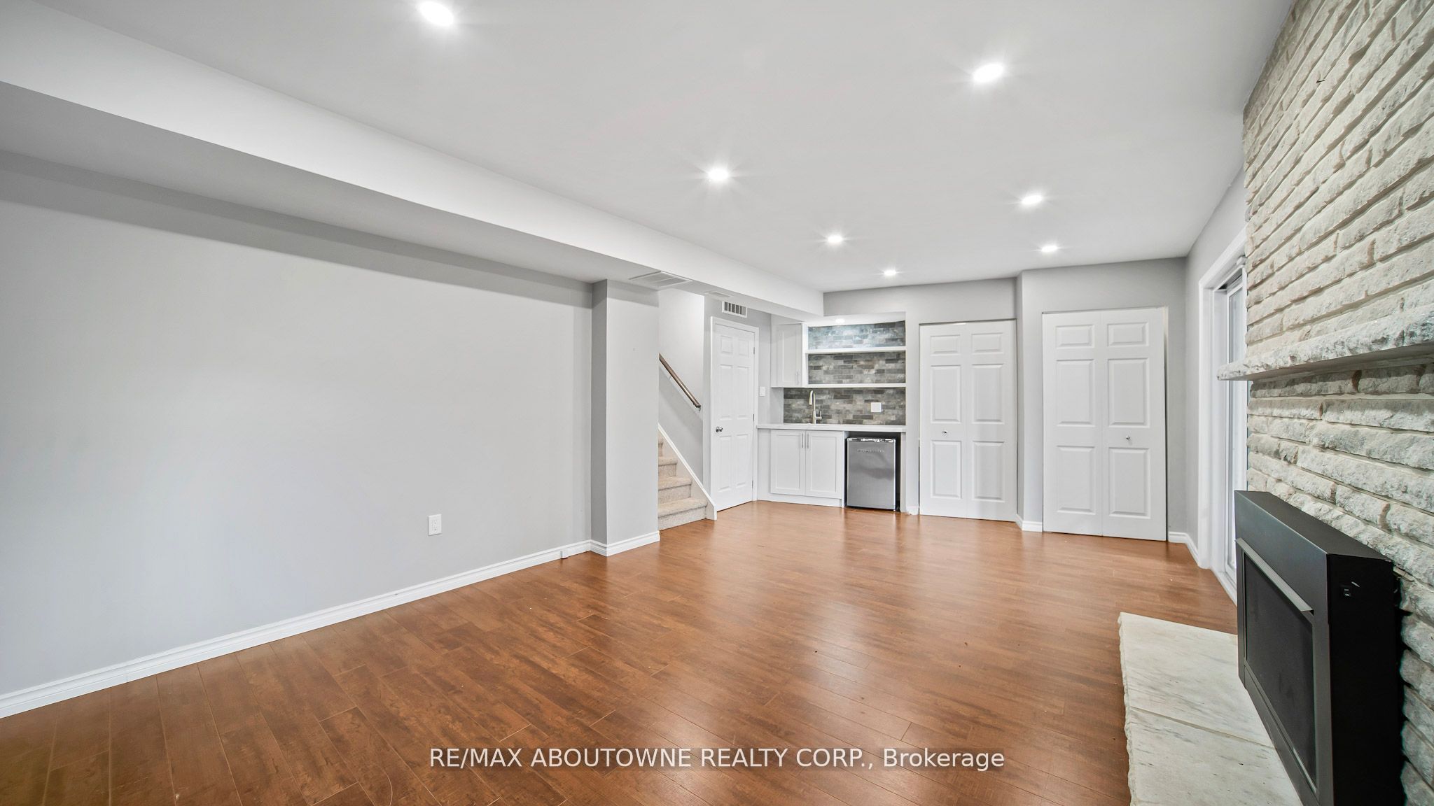 1228 Cornerbrook Place, Mississauga ‣ W12585700 1228 Cornerbrook Place, Mississauga ‣ W12585700