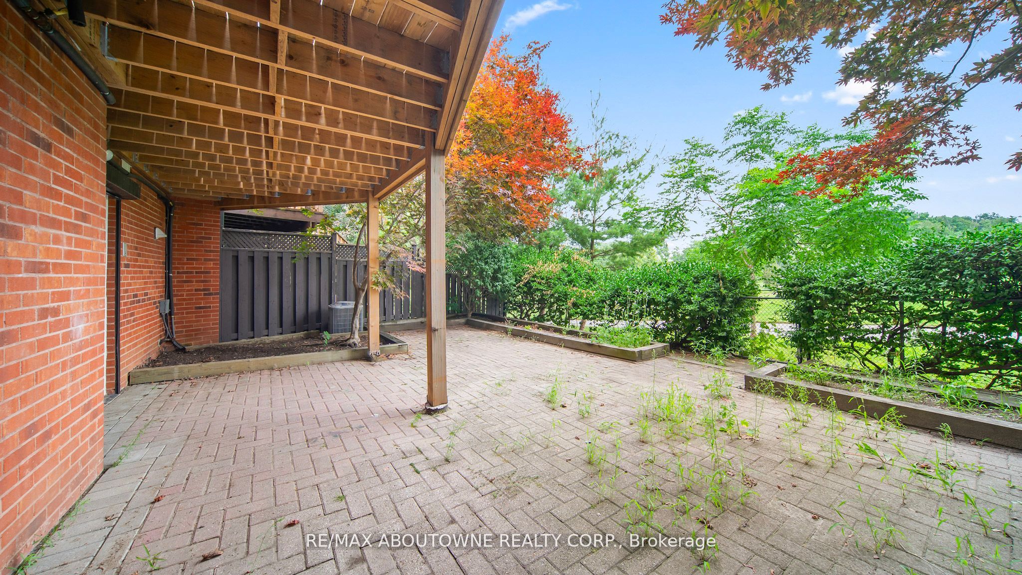 1228 Cornerbrook Place, Mississauga ‣ W12585700 1228 Cornerbrook Place, Mississauga ‣ W12585700