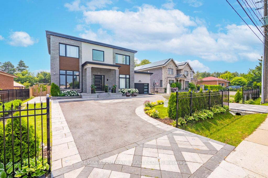 334 Third Lane, Oakville