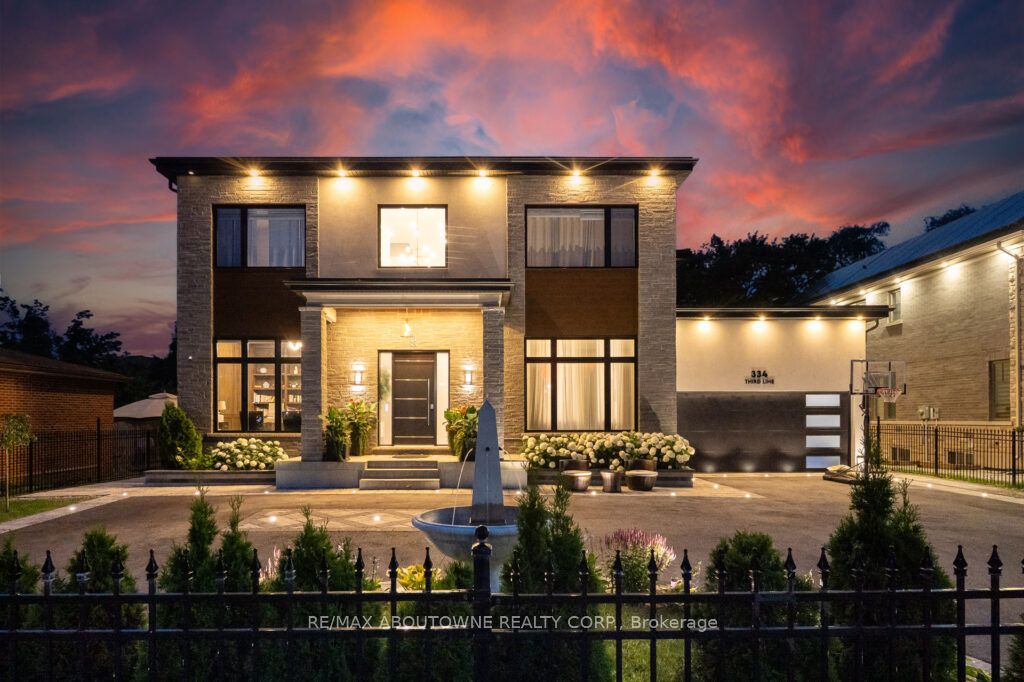 334 Third Lane, Oakville ‣ W12594248 334 Third Lane, Oakville ‣ W12594248