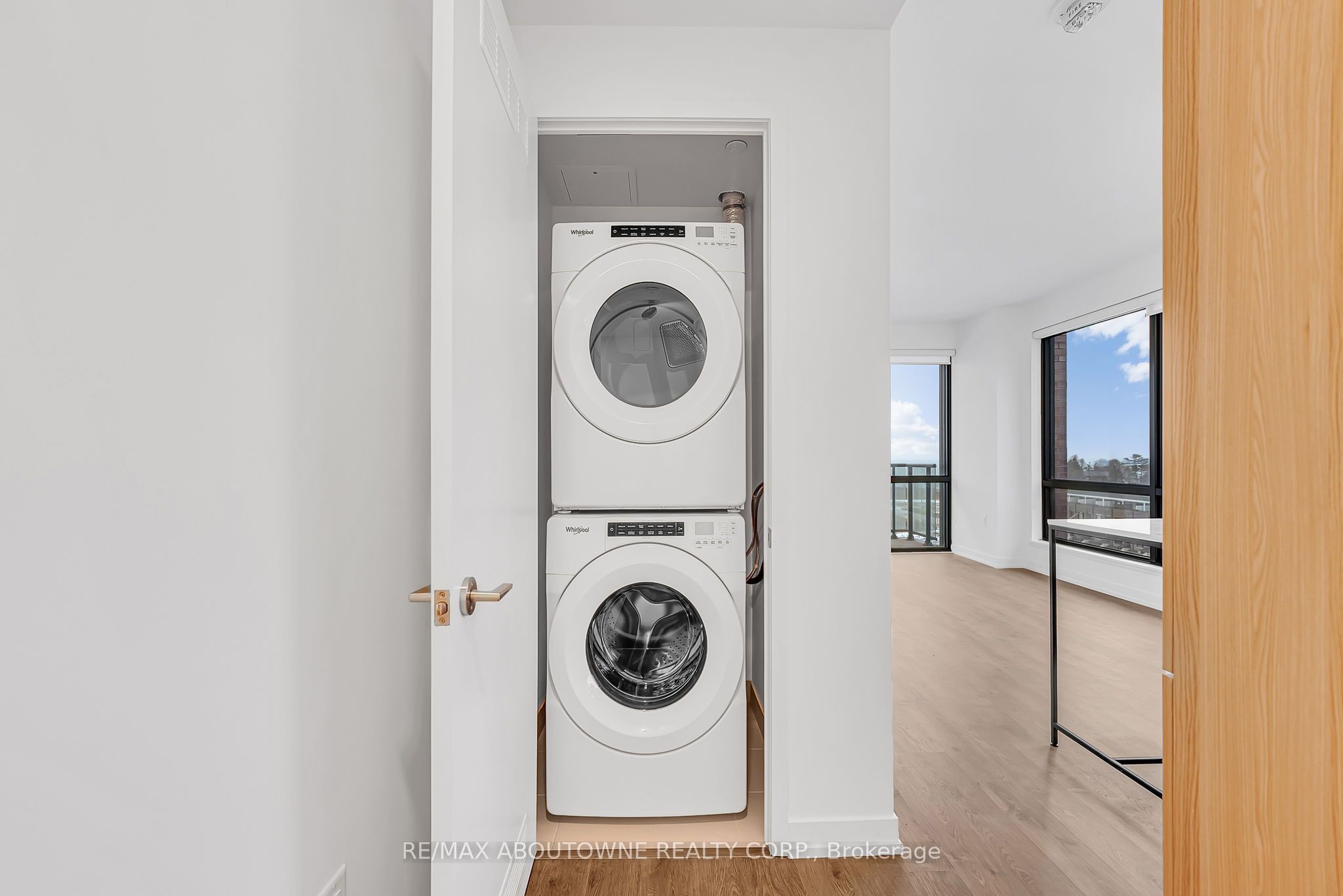 17 – 251 Masonry Way, Mississauga ‣ W12608256 17 – 251 Masonry Way, Mississauga ‣ W12608256