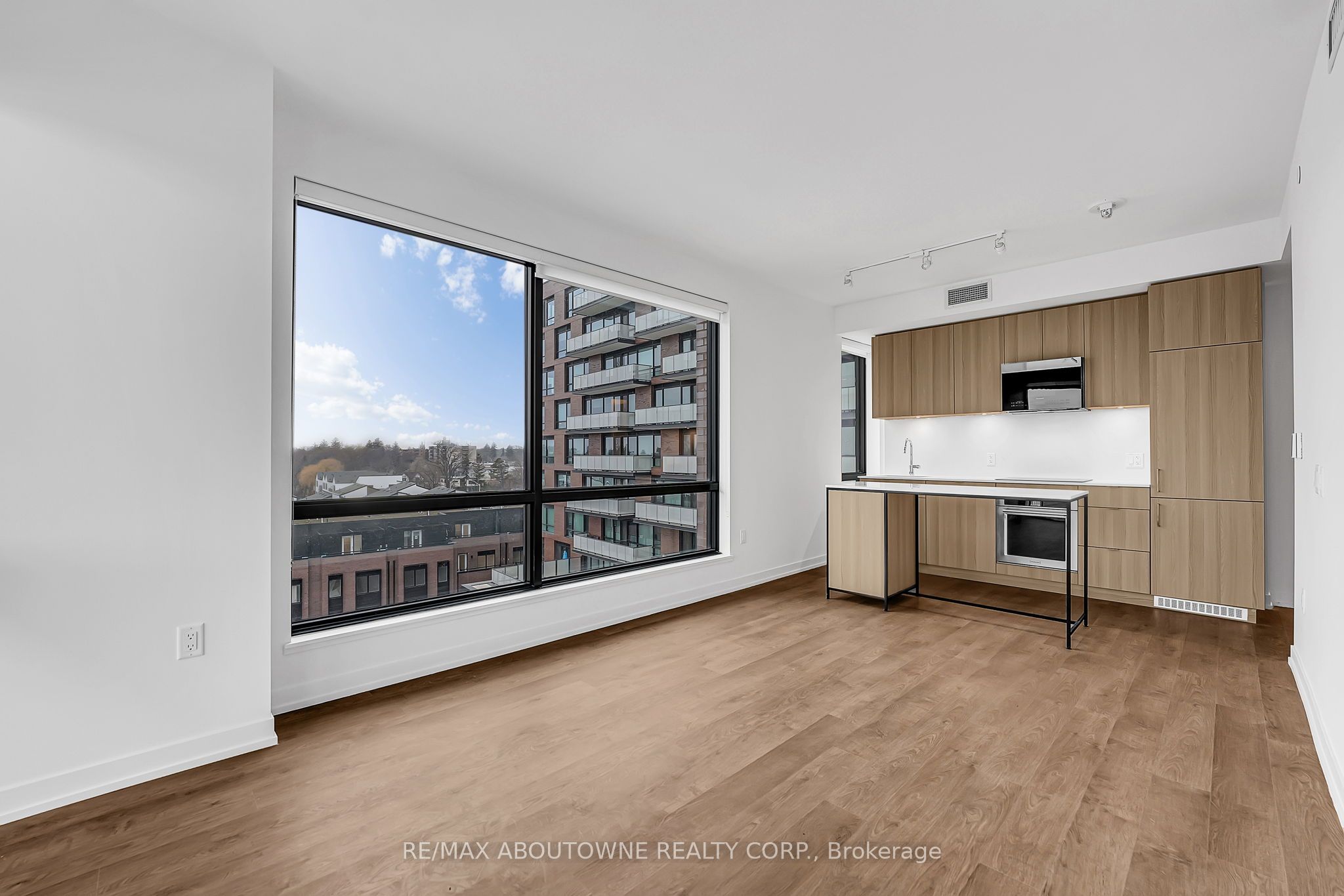 17 – 251 Masonry Way, Mississauga ‣ W12608256 17 – 251 Masonry Way, Mississauga ‣ W12608256