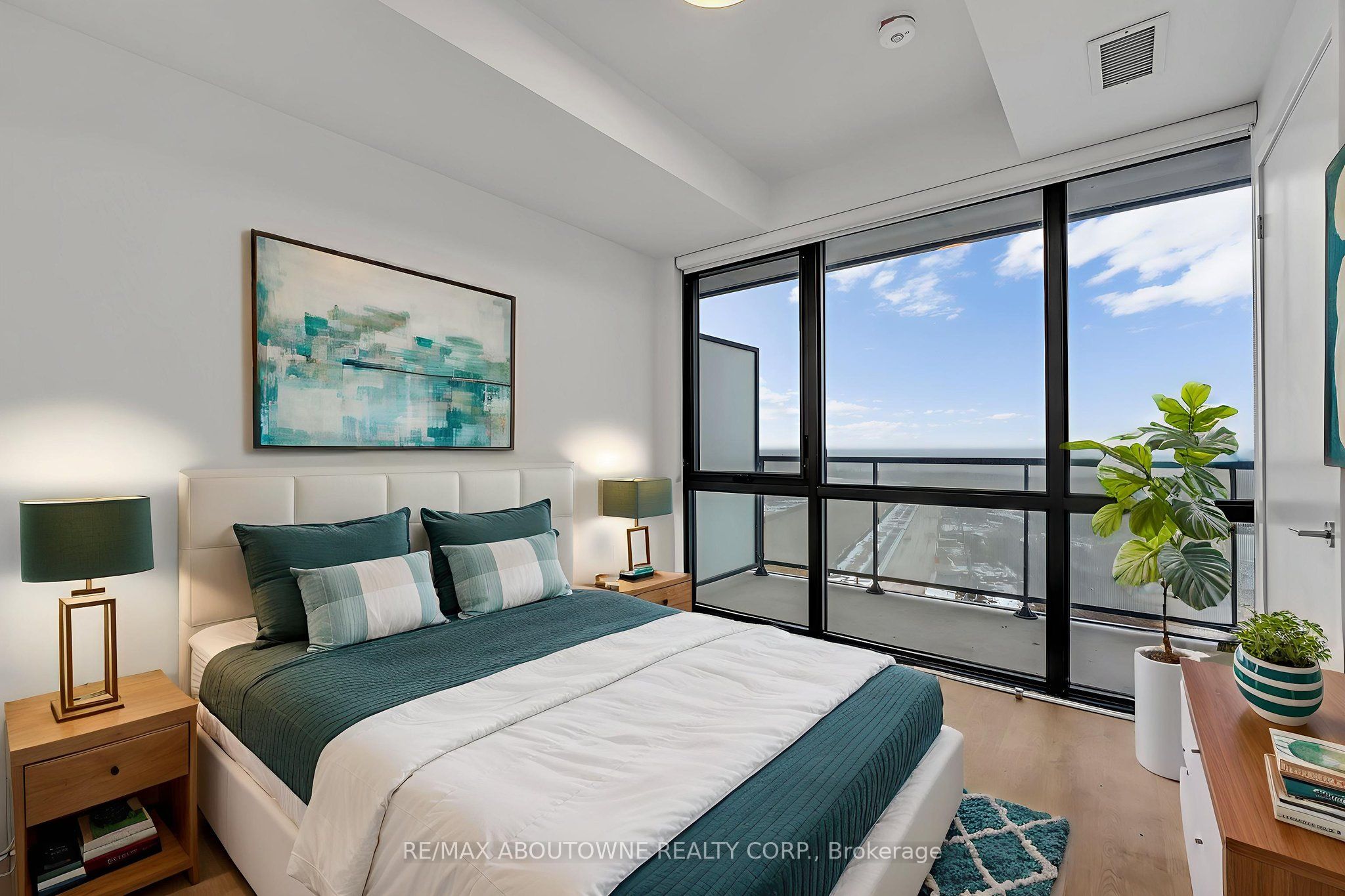 17 – 251 Masonry Way, Mississauga ‣ W12608256 17 – 251 Masonry Way, Mississauga ‣ W12608256