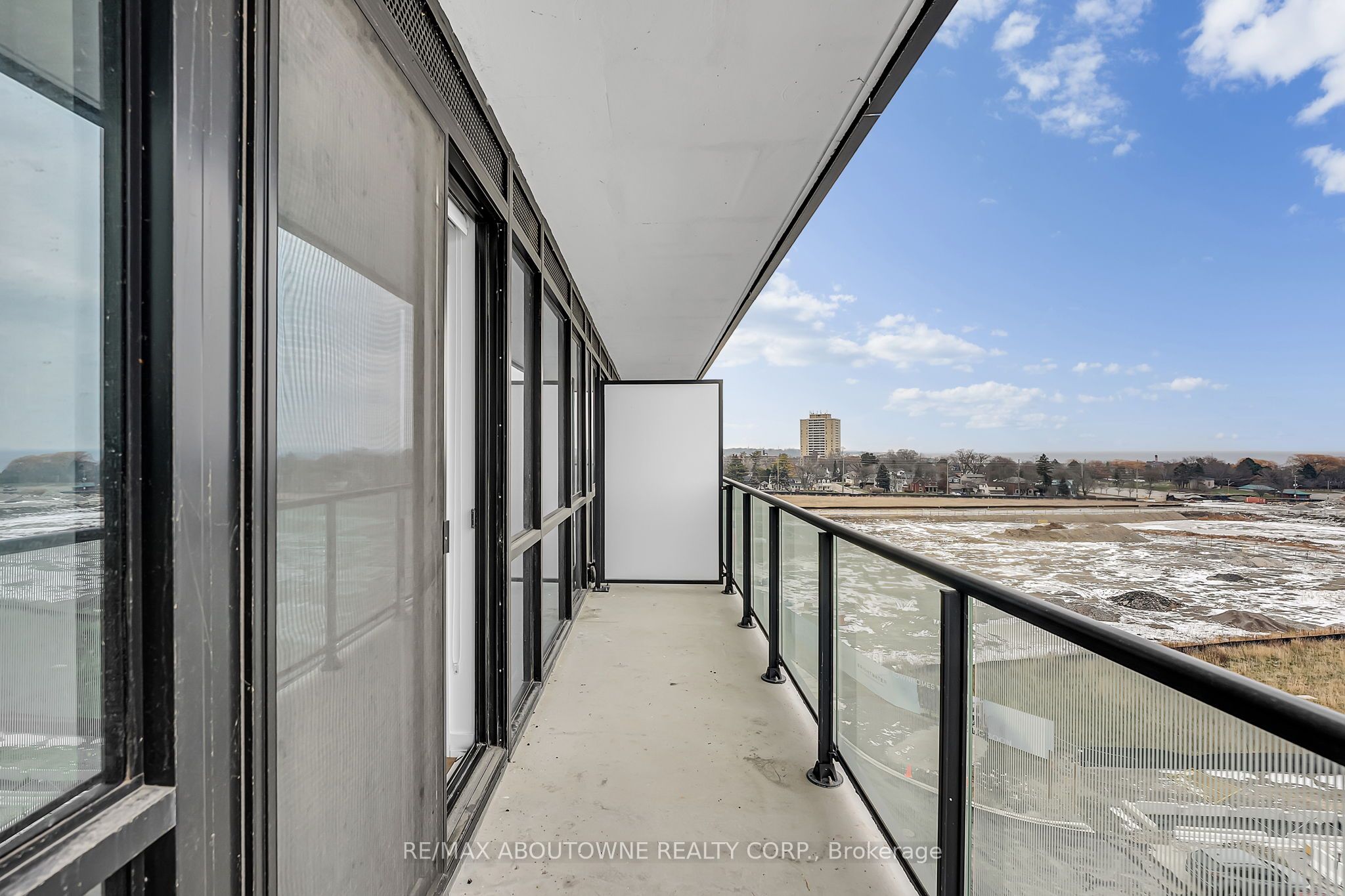 17 – 251 Masonry Way, Mississauga ‣ W12608256 17 – 251 Masonry Way, Mississauga ‣ W12608256