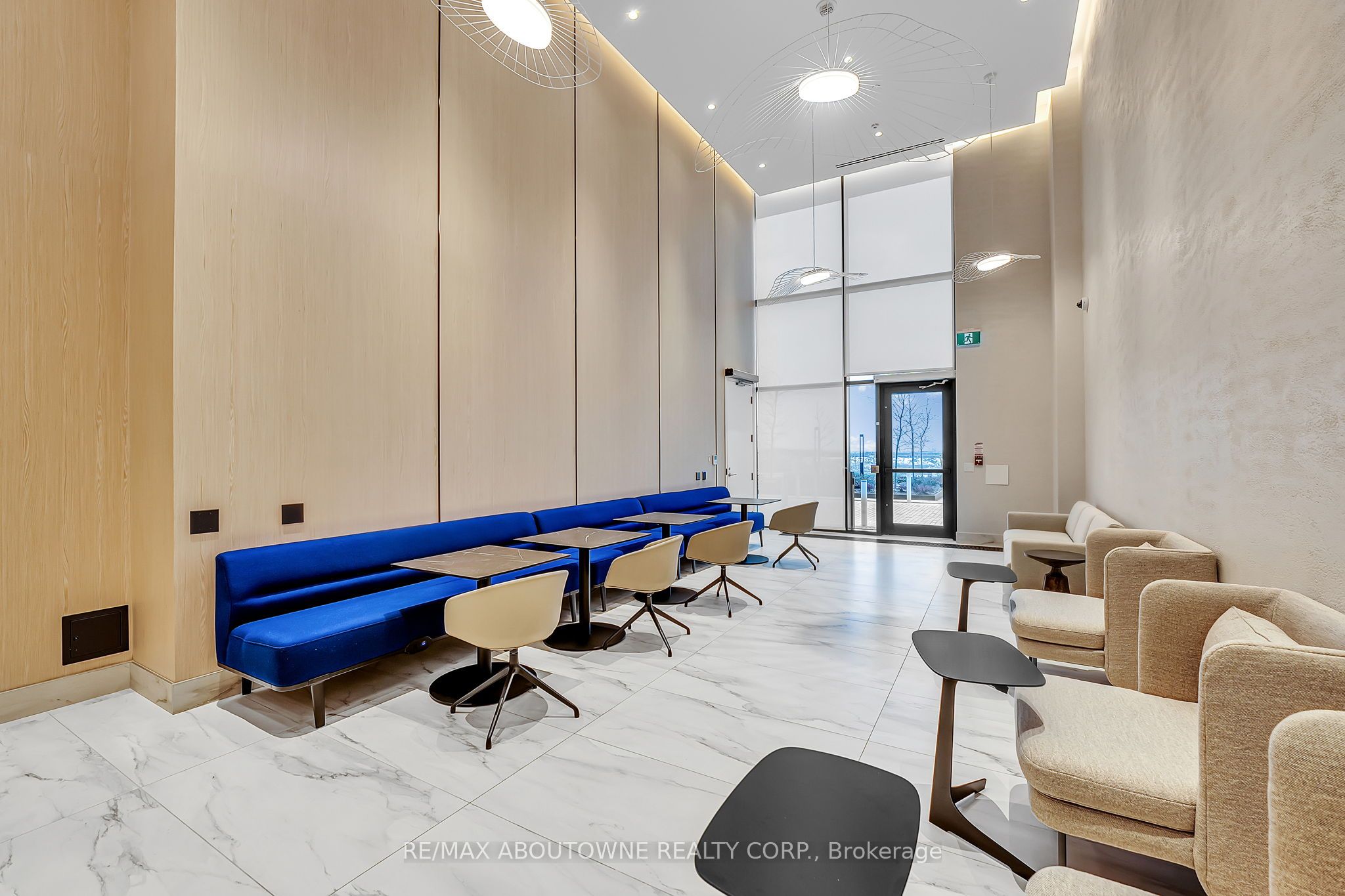 17 – 251 Masonry Way, Mississauga ‣ W12608256 17 – 251 Masonry Way, Mississauga ‣ W12608256