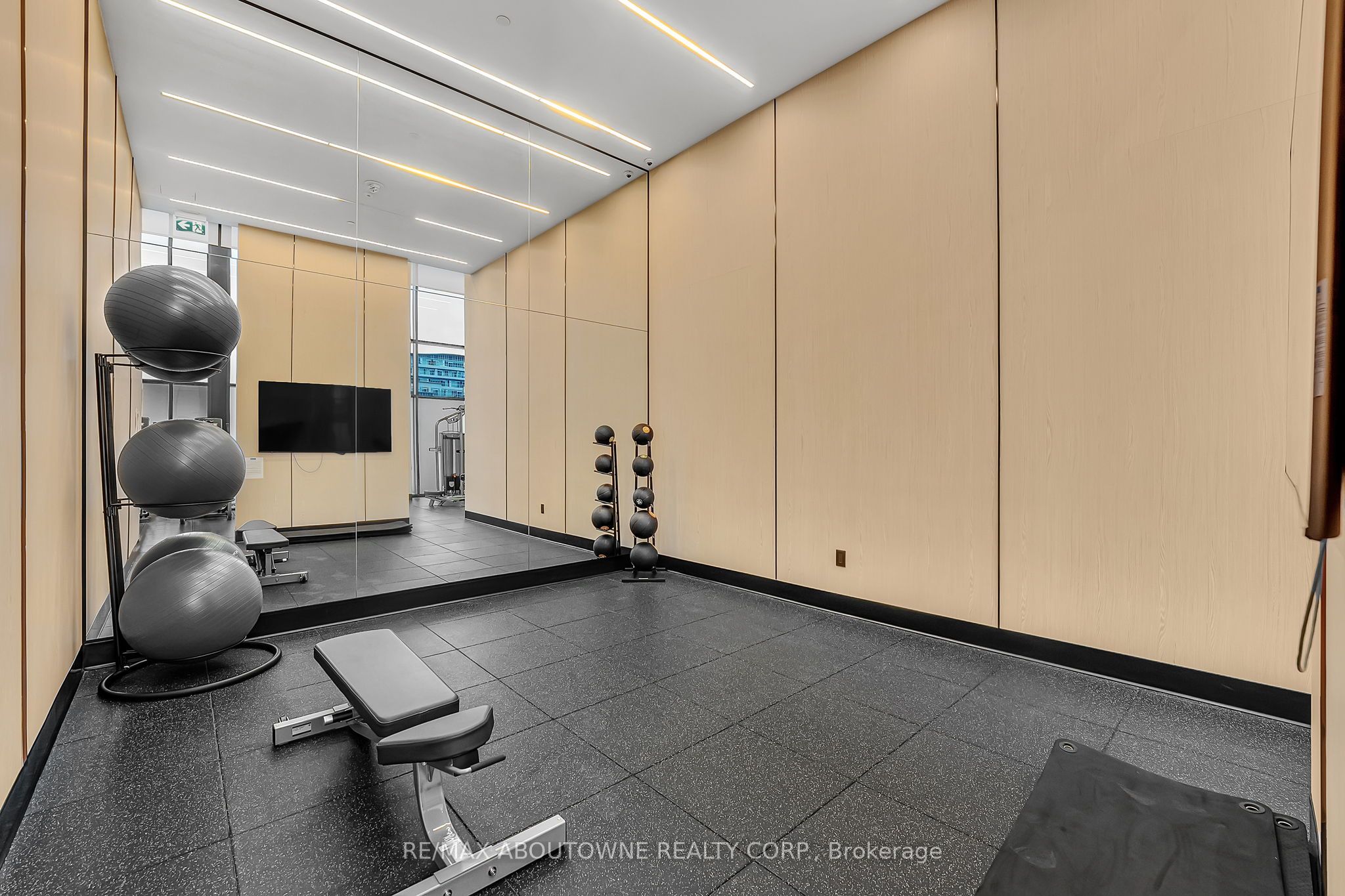 17 – 251 Masonry Way, Mississauga ‣ W12608256 17 – 251 Masonry Way, Mississauga ‣ W12608256