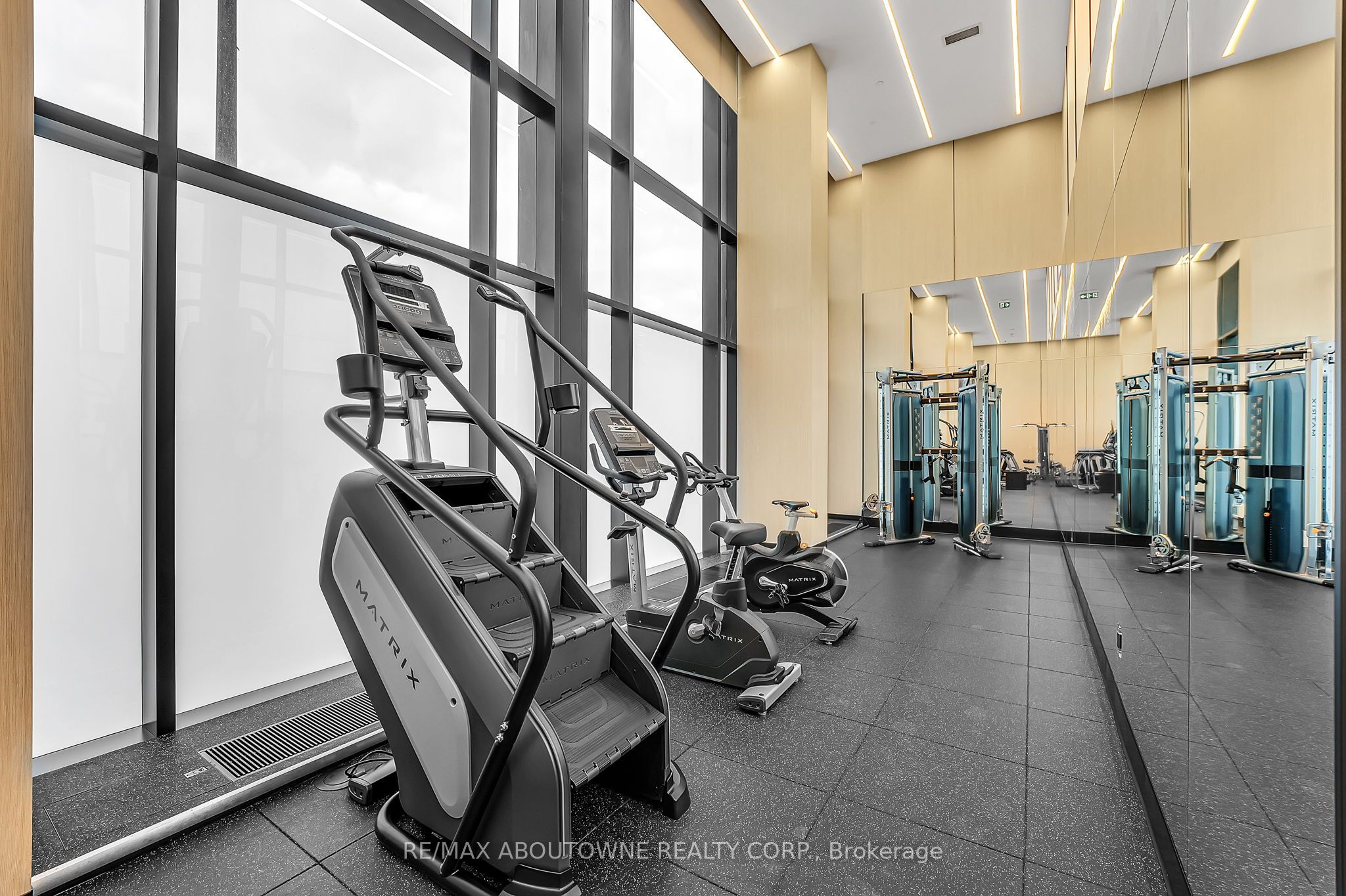 17 – 251 Masonry Way, Mississauga ‣ W12608256 17 – 251 Masonry Way, Mississauga ‣ W12608256