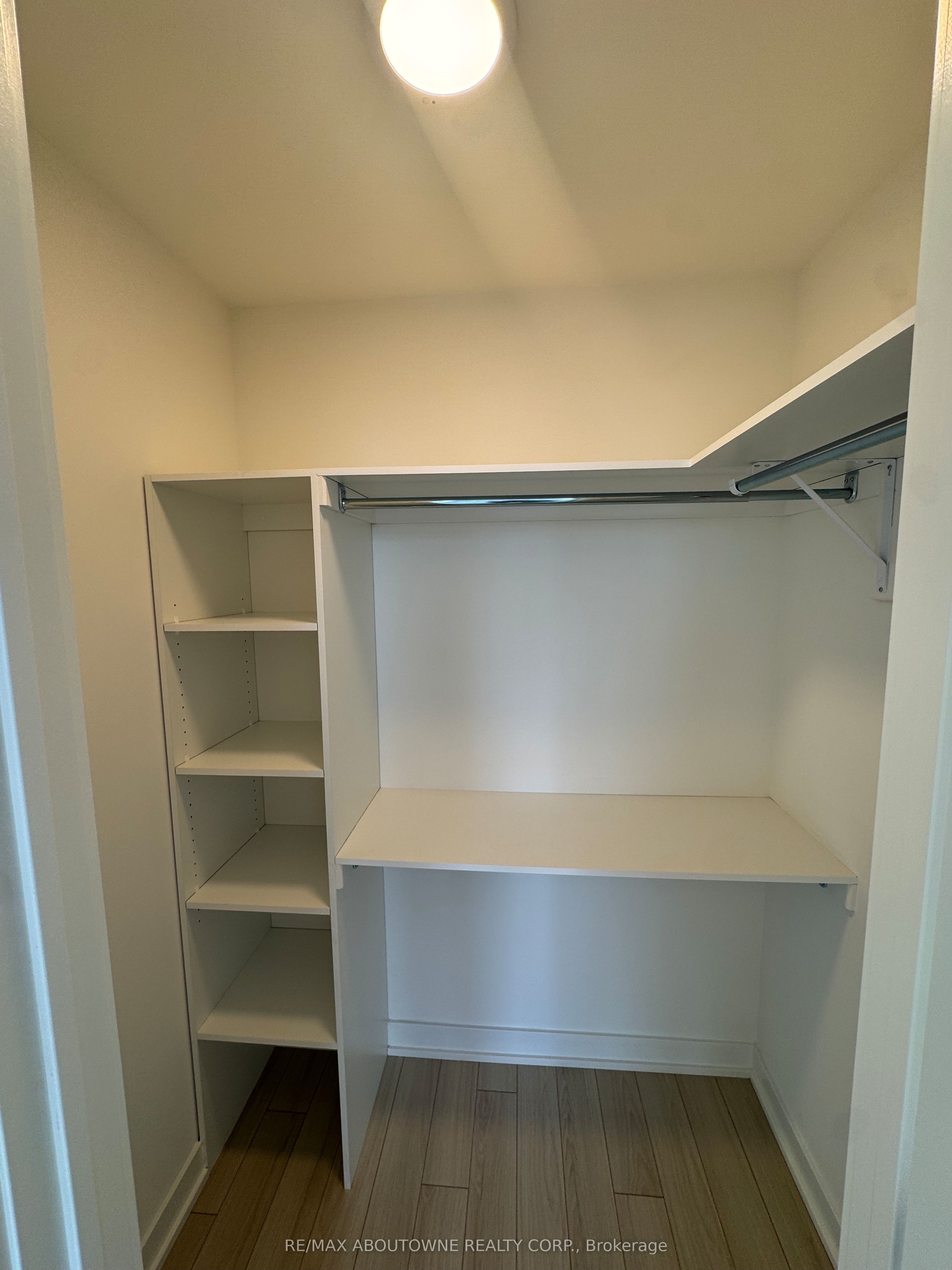 1204 – 3079 Trafalgar Road, Oakville ‣ W12612454 1204 – 3079 Trafalgar Road, Oakville ‣ W12612454