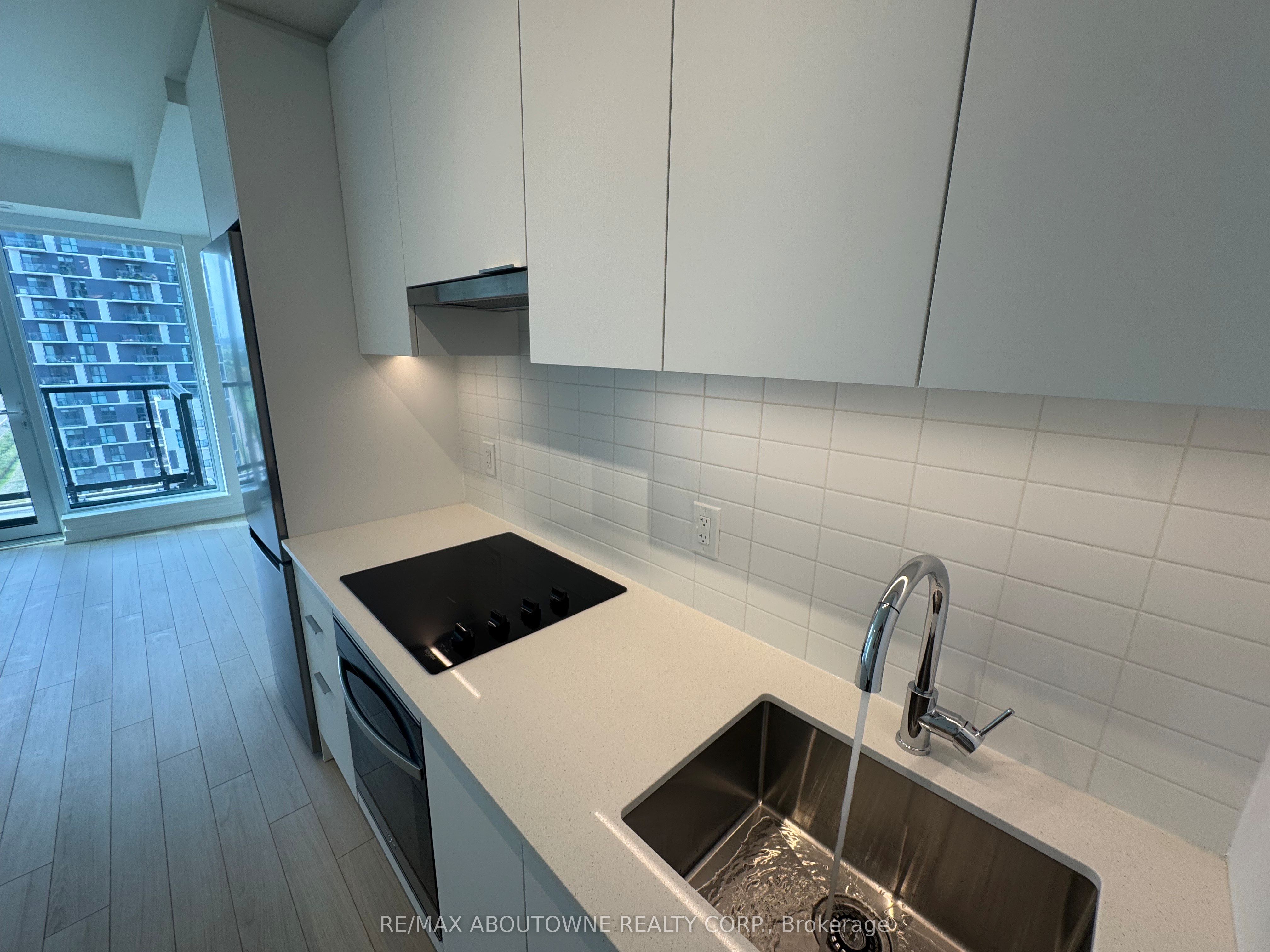 1204 – 3079 Trafalgar Road, Oakville ‣ W12612454 1204 – 3079 Trafalgar Road, Oakville ‣ W12612454