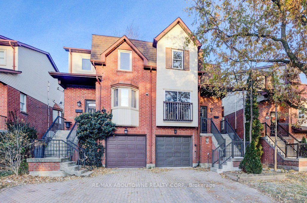 13 Normandy Place, Oakville