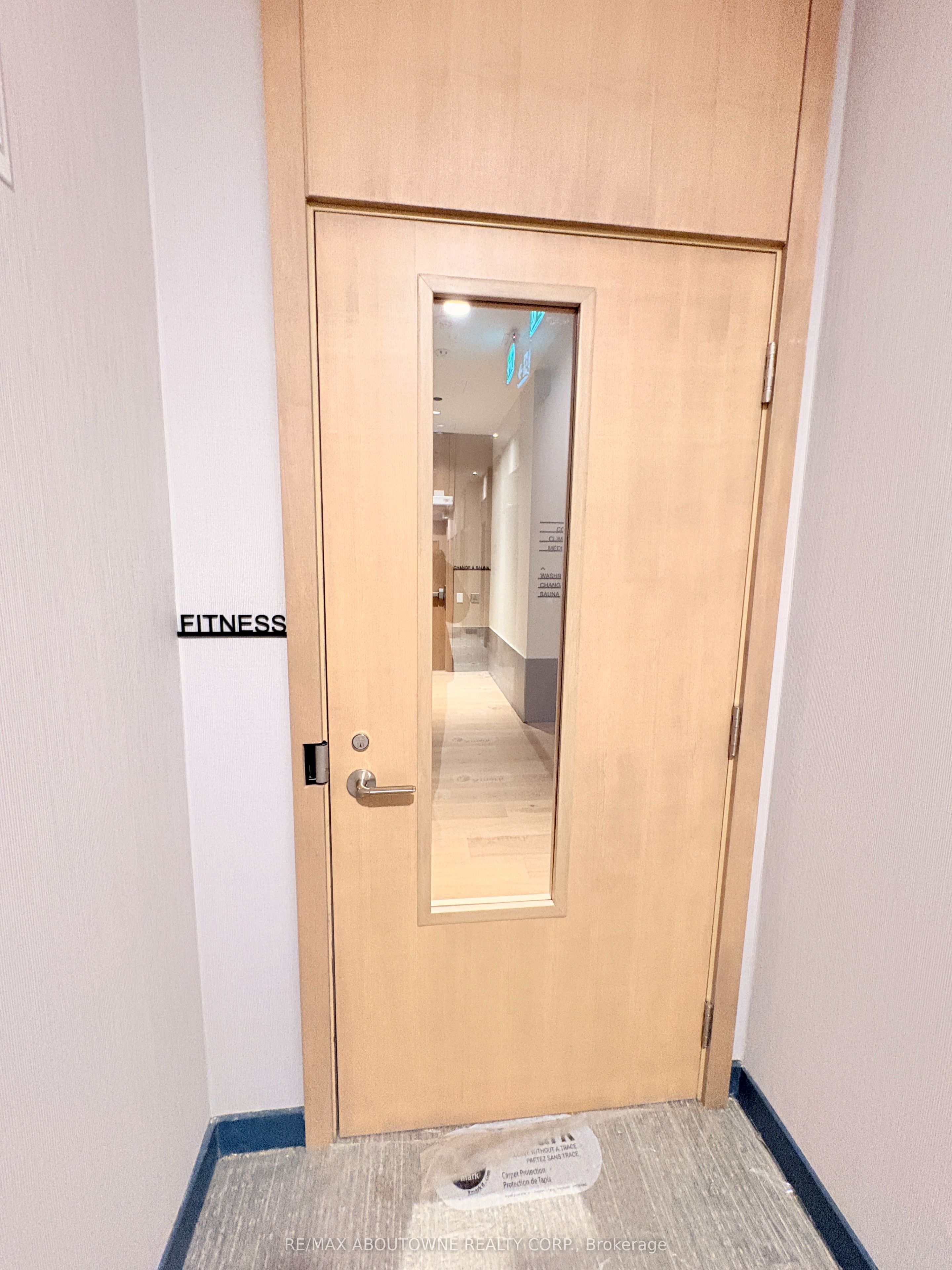 3401 – 395 Square One Drive, Mississauga ‣ W12627954 3401 – 395 Square One Drive, Mississauga ‣ W12627954