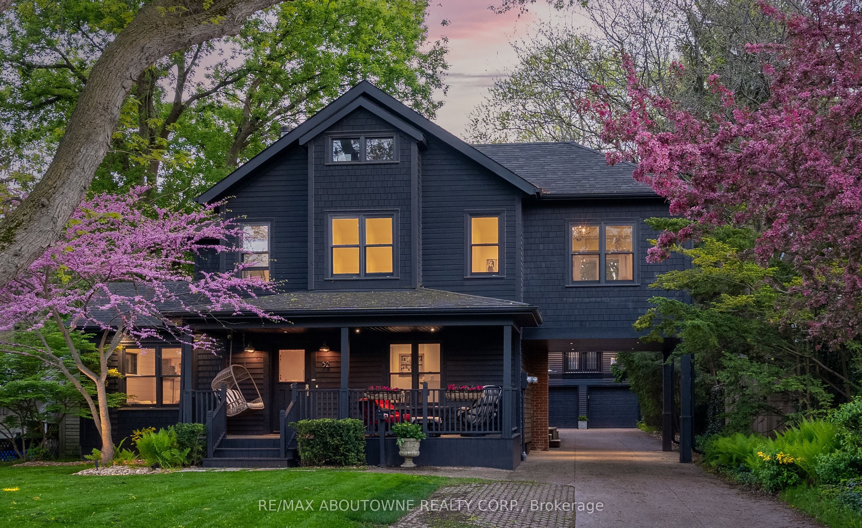 52 Kerr Street, Oakville