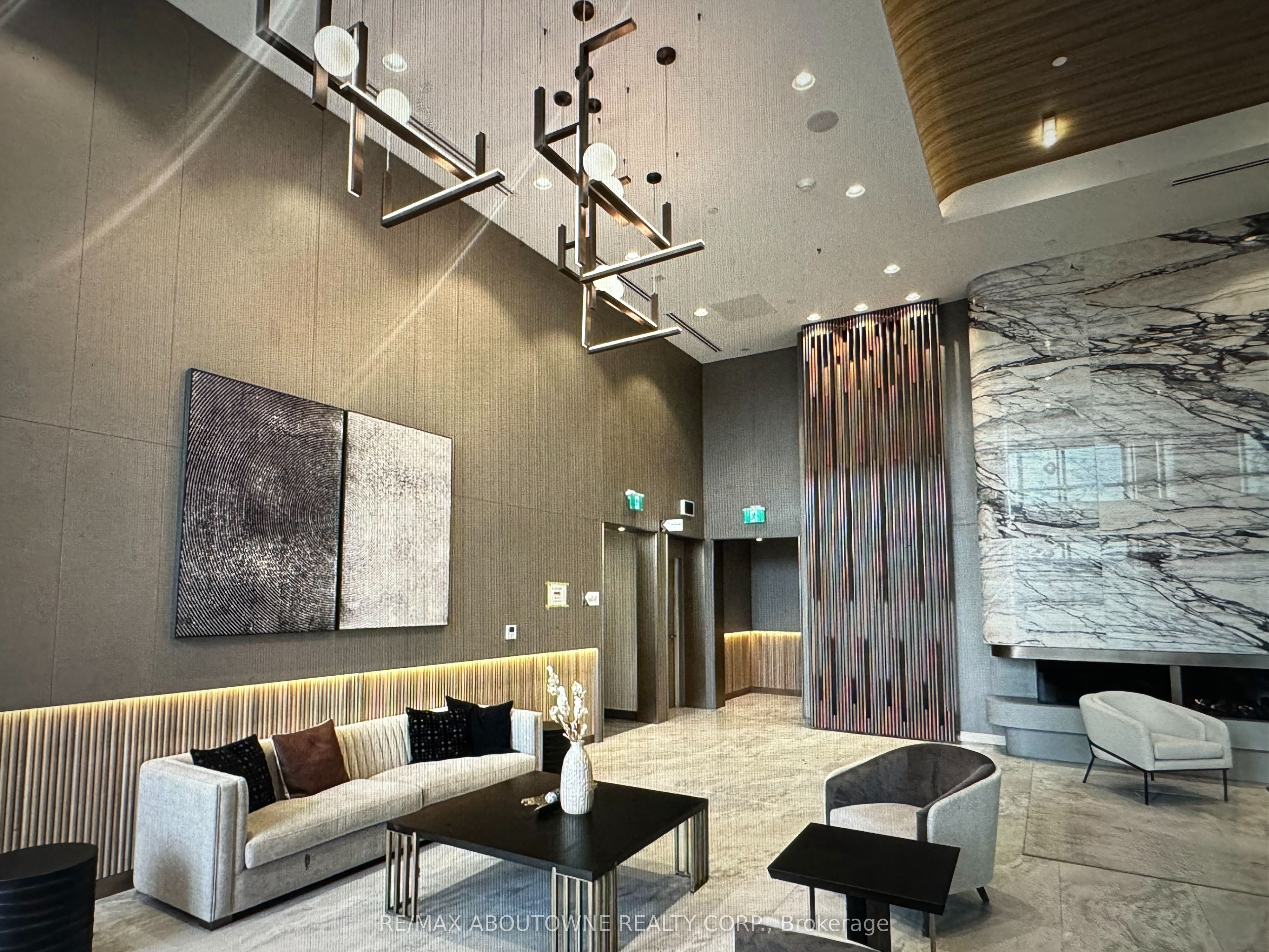 11 – 1100 Sheppard Avenue, Toronto W05 ‣ W12649924 11 – 1100 Sheppard Avenue, Toronto W05 ‣ W12649924