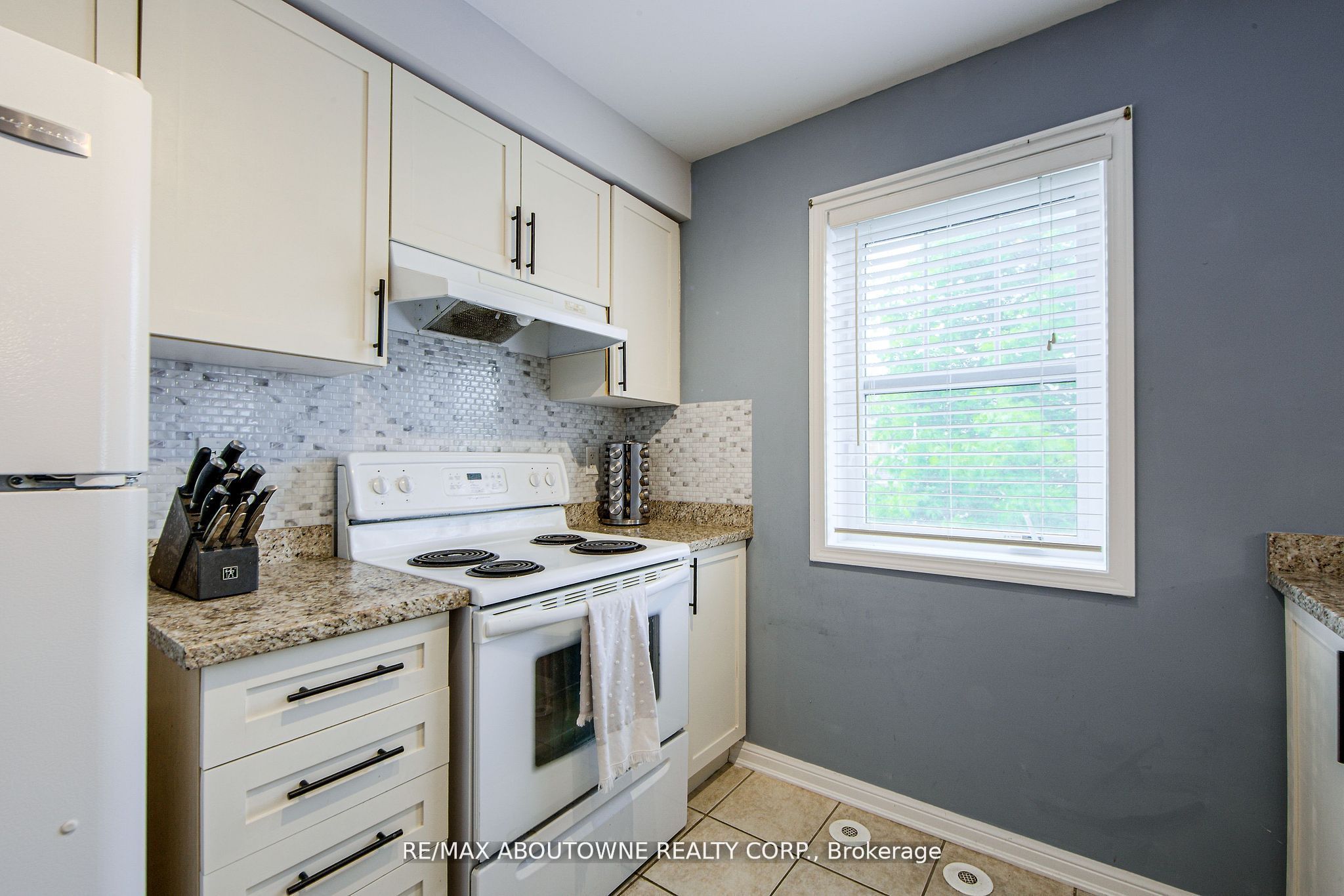 911 Deverell Place, Milton ‣ W12660702 911 Deverell Place, Milton ‣ W12660702