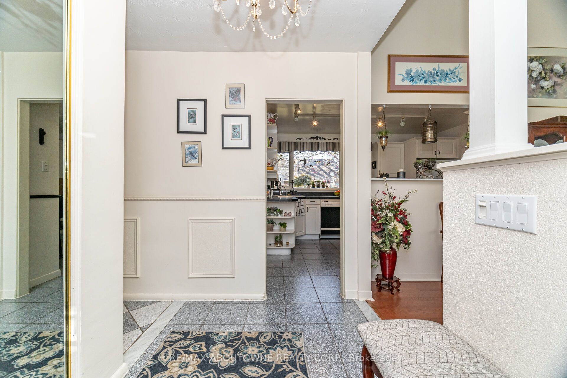 70 Germorda Drive, Oakville ‣ W12662084 70 Germorda Drive, Oakville ‣ W12662084