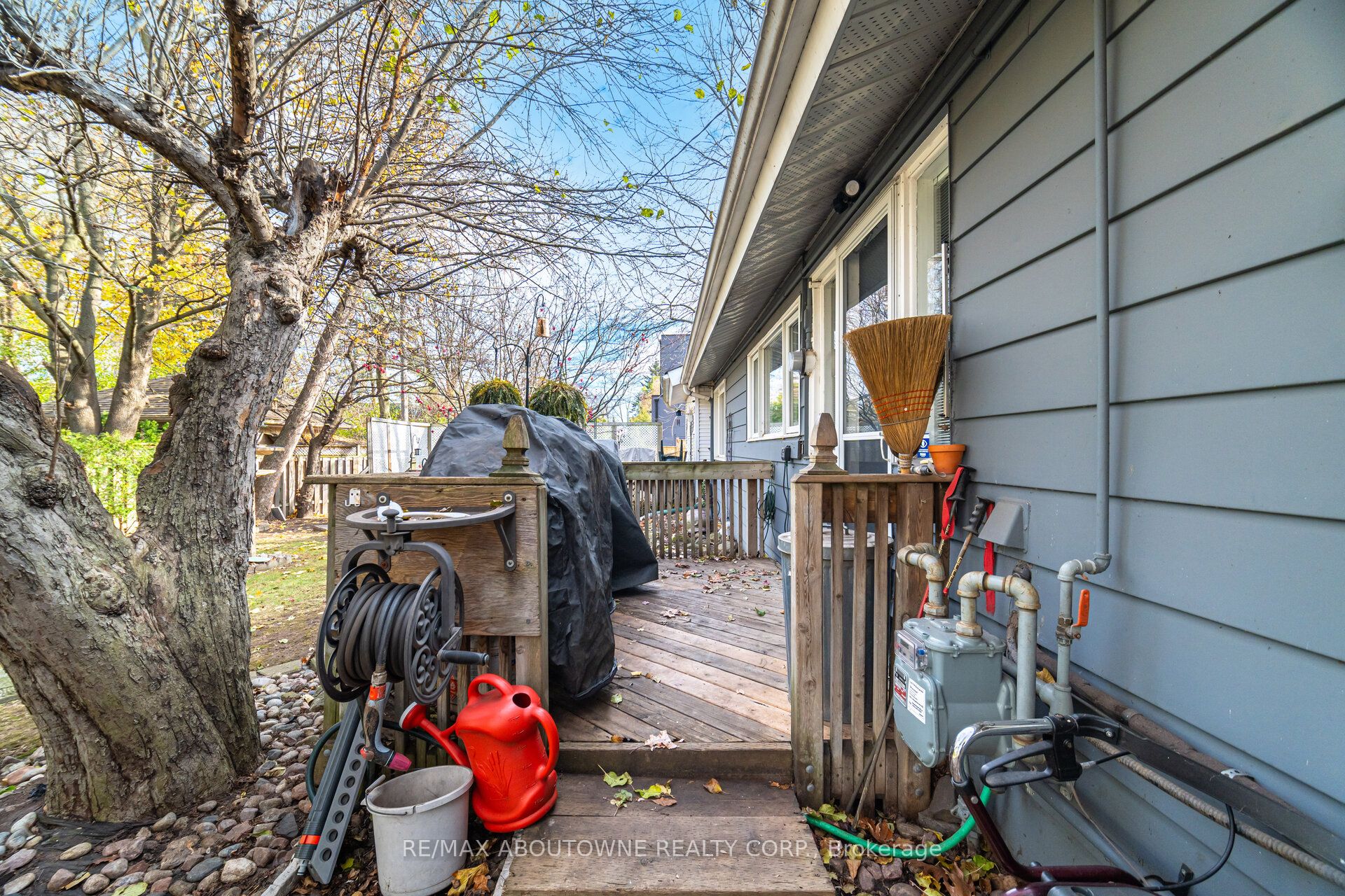 70 Germorda Drive, Oakville ‣ W12662084 70 Germorda Drive, Oakville ‣ W12662084