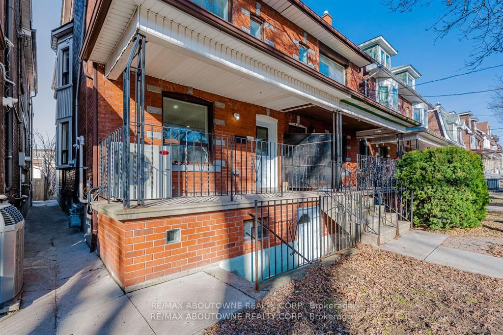 436 Concord Avenue, Toronto W02