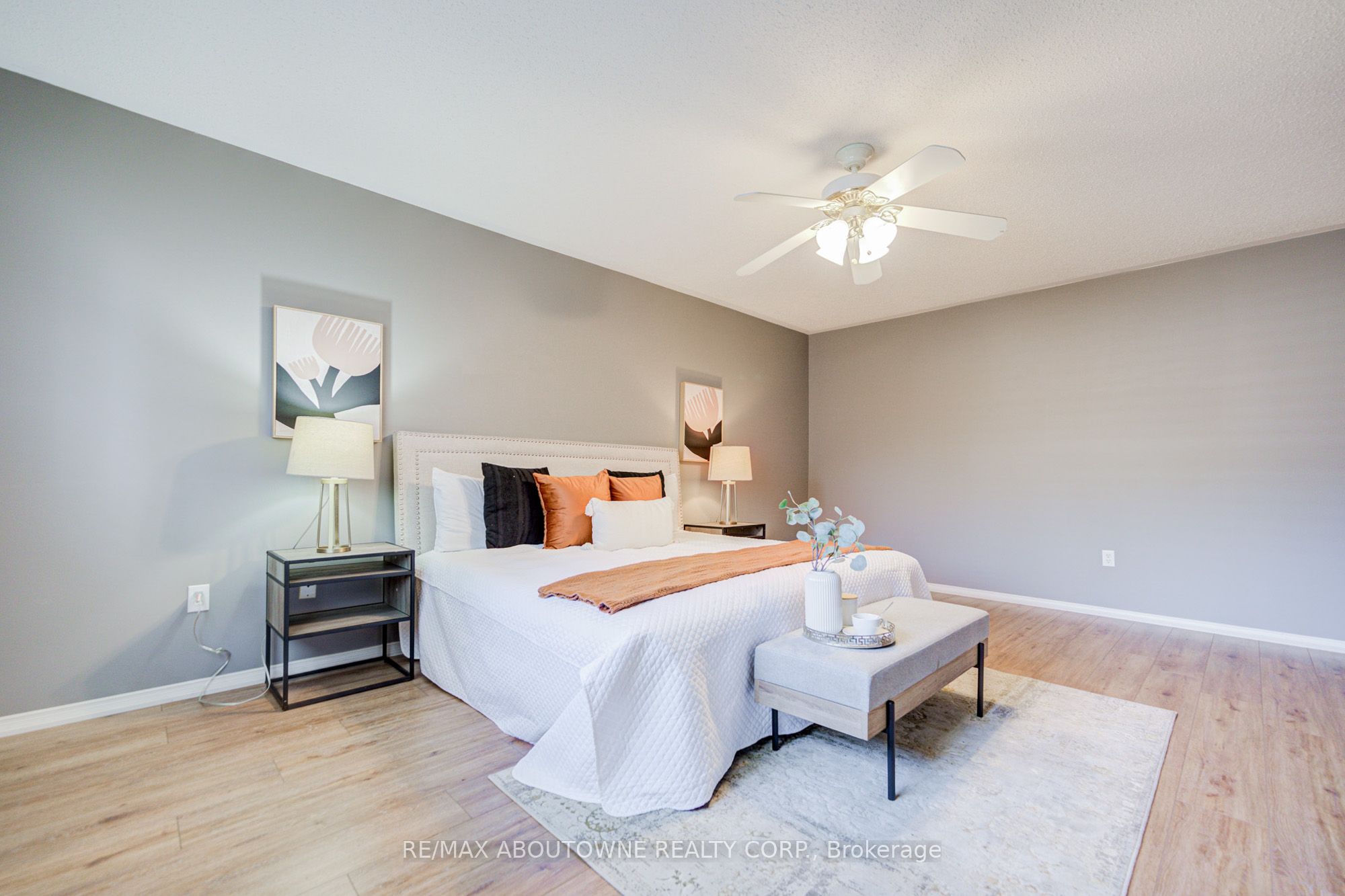 3041 Caulfield Crescent, Mississauga ‣ W12672902 3041 Caulfield Crescent, Mississauga ‣ W12672902