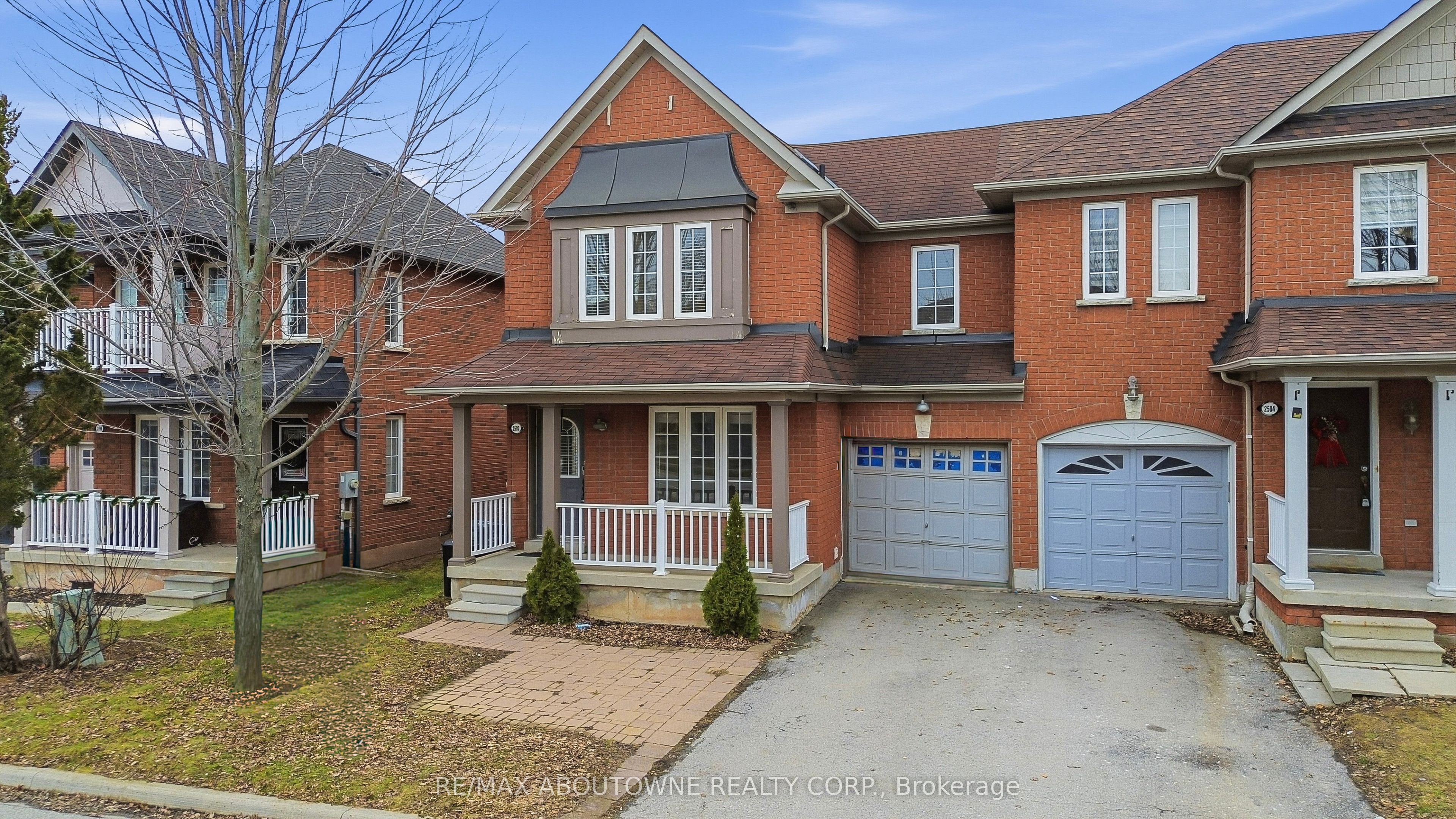 2502 Postmaster Drive, Oakville