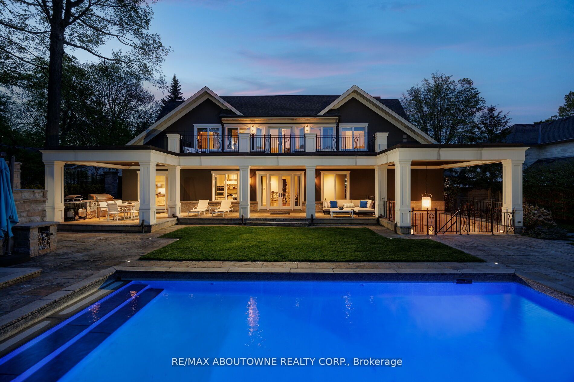 64 Brentwood Road, Oakville