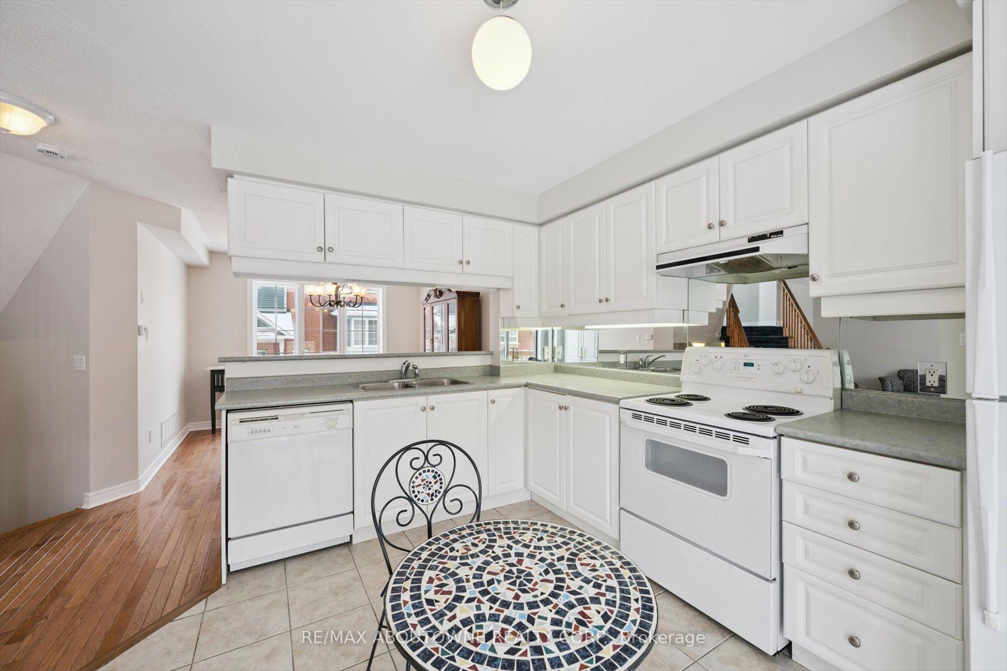 34 – 5031 East Mill Road, Mississauga ‣ W12720172 34 – 5031 East Mill Road, Mississauga ‣ W12720172